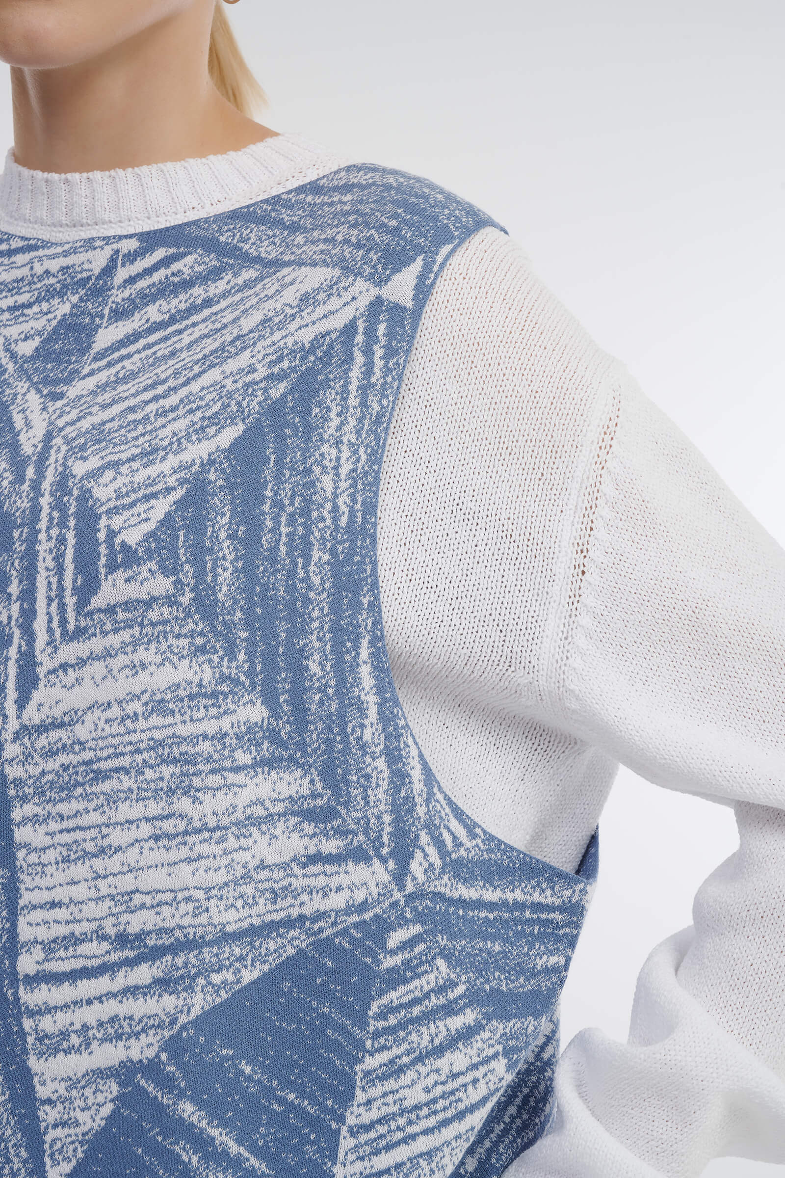 Трикотажный жилет с узором Бренд Sarah Pacini