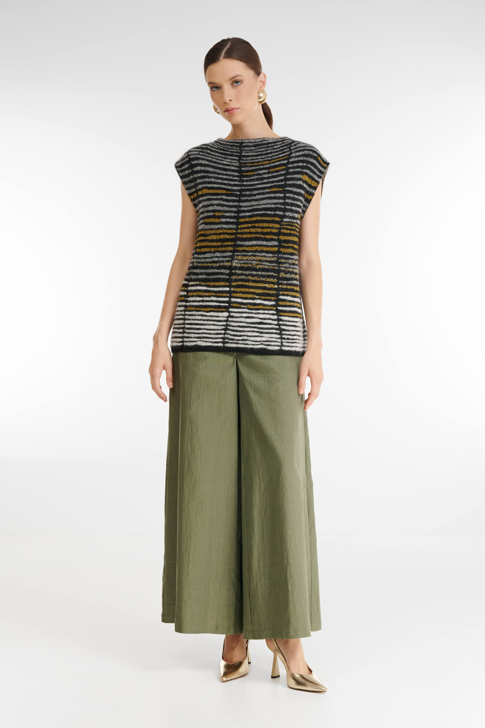 Трикотажный жилет с полосатым узором Бренд Sarah Pacini