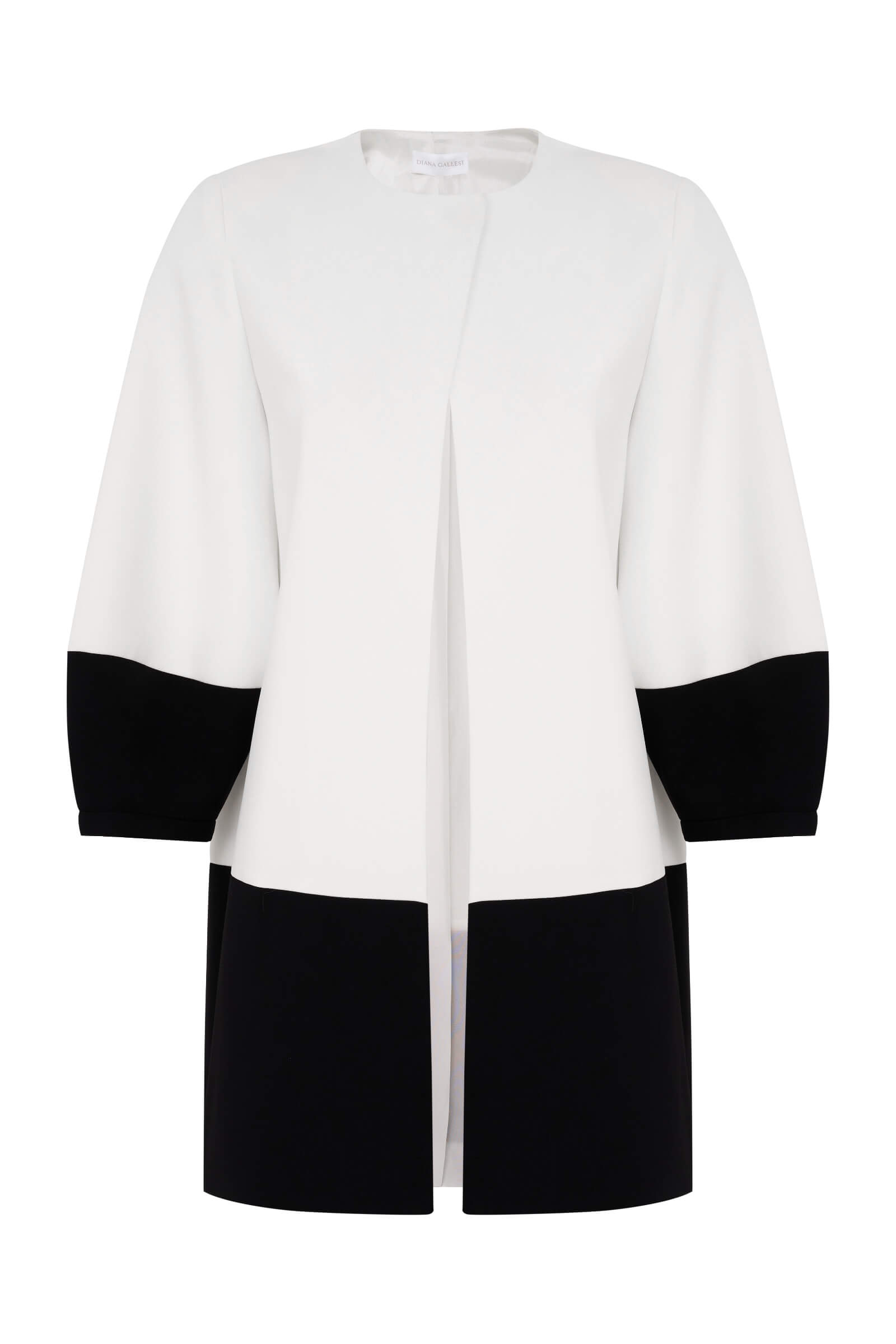 Легкое пальто с укороченными рукавами Бренд Diana Gallesi