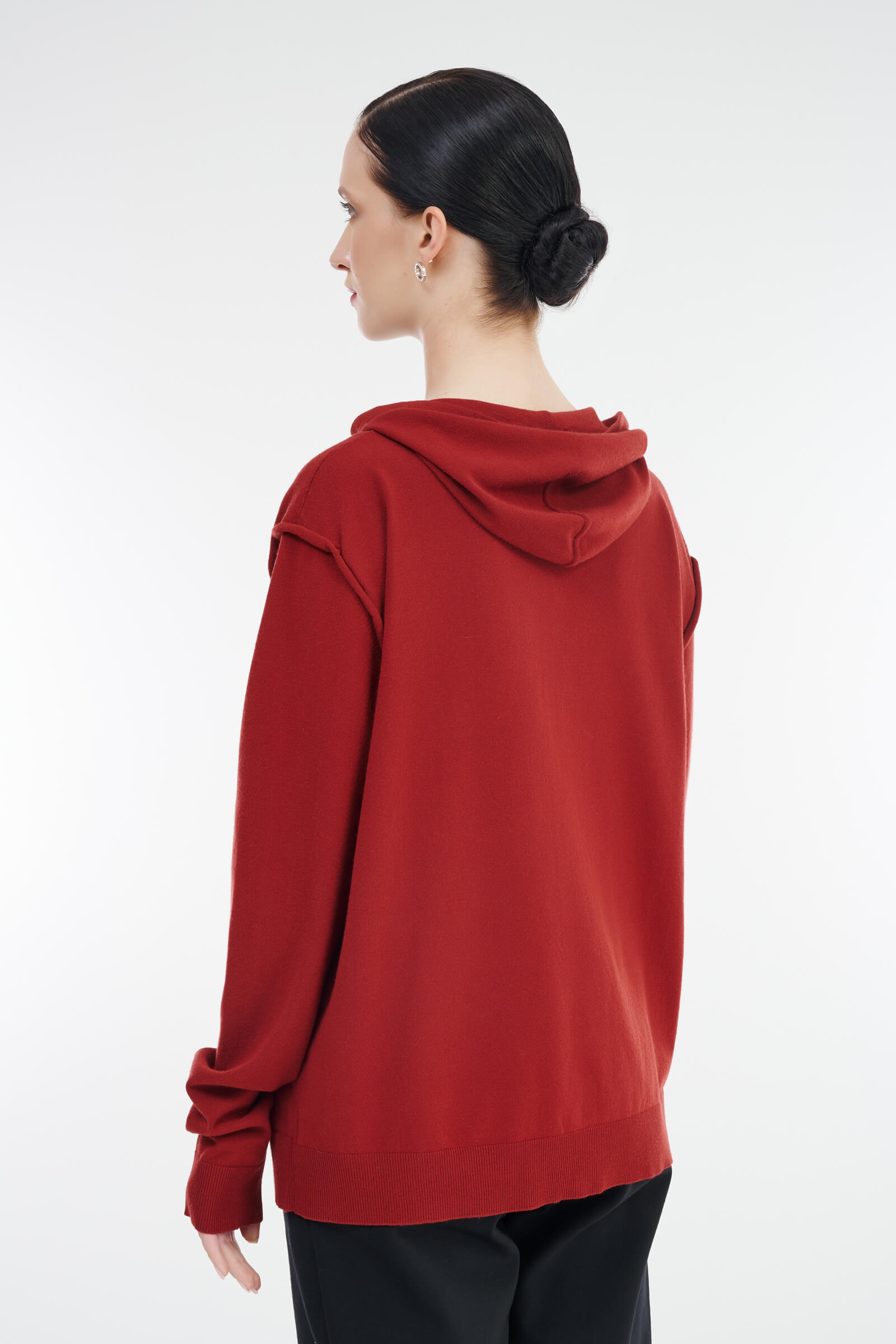 Толстовка с капюшоном Бренд Sarah Pacini