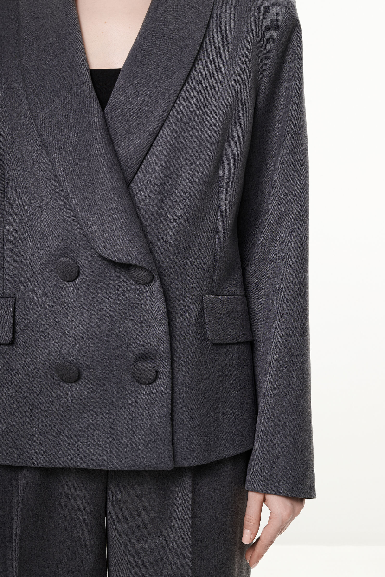 Двубортный пиджак с шалевым воротником Бренд Milva Mi