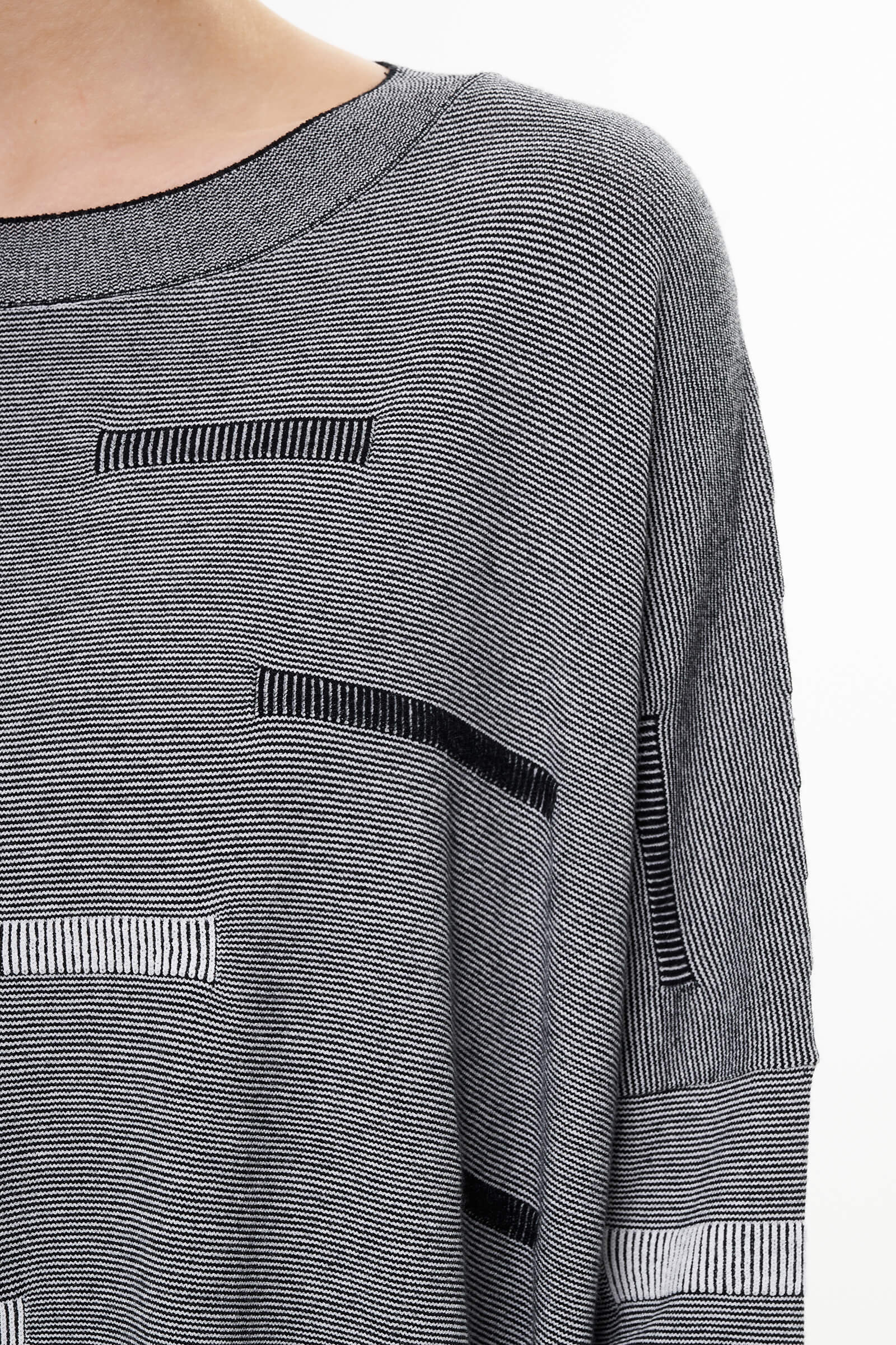 Джемпер свободного кроя Бренд Sarah Pacini