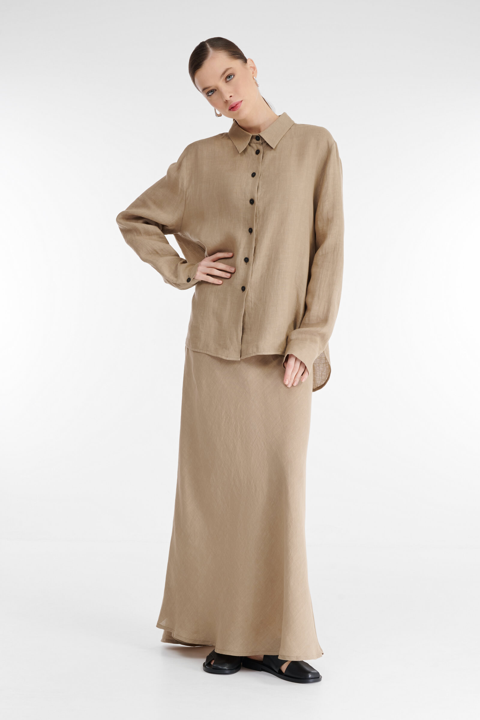 Льняная рубашка на пуговицах Бренд Sarah Pacini