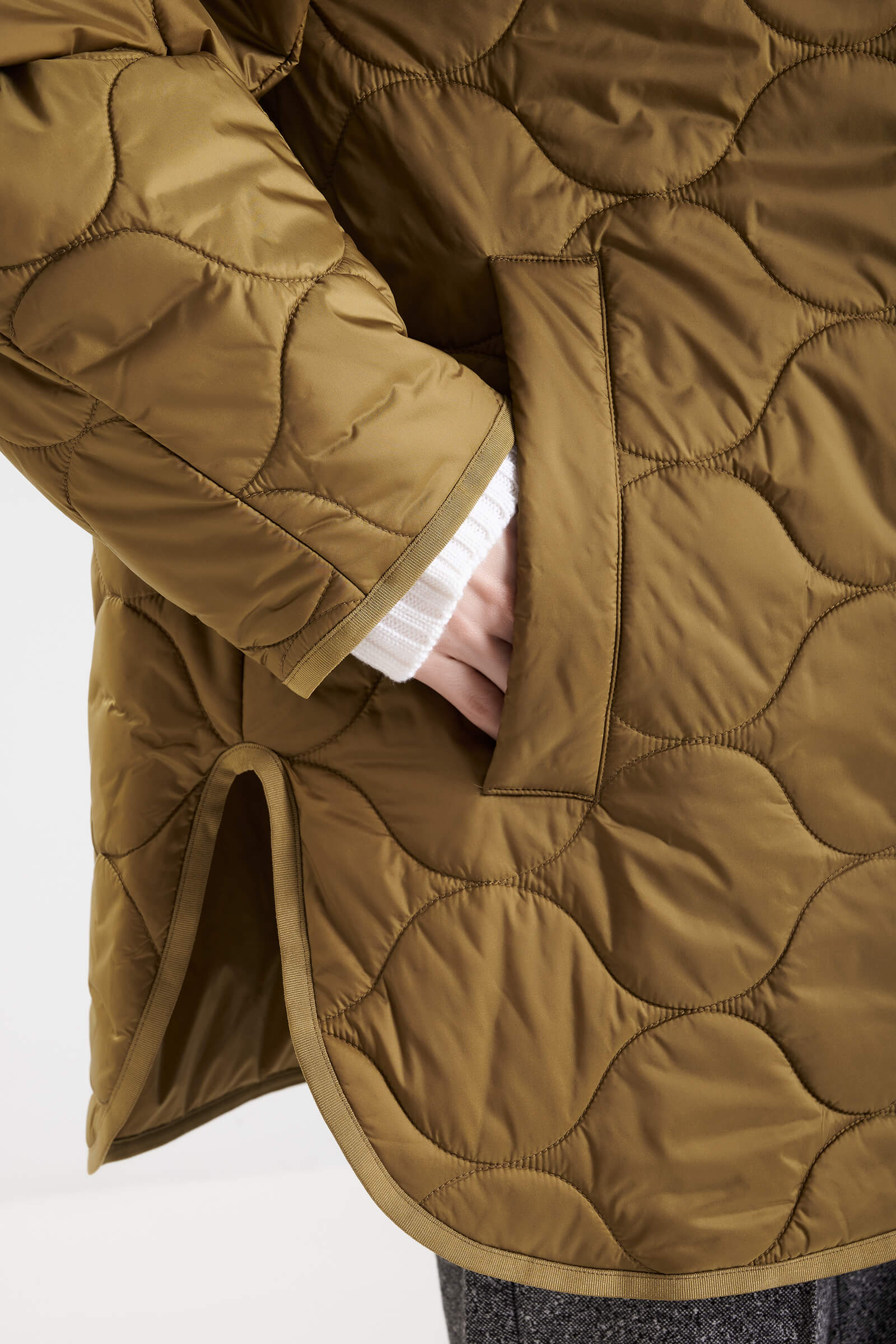 Стеганая куртка с отложным воротником Бренд MM