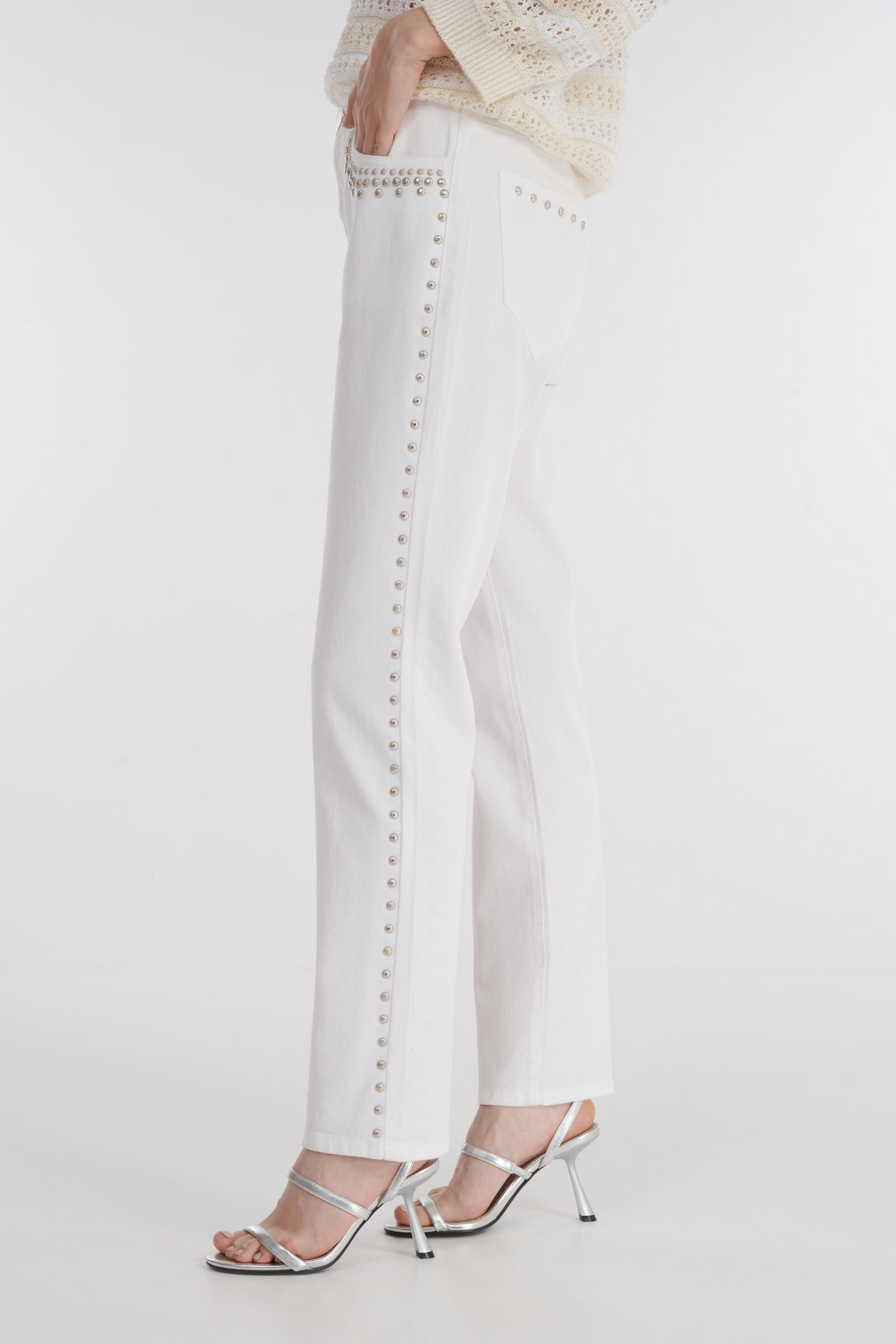 Джинсы с заклепками Бренд Daniela Drei