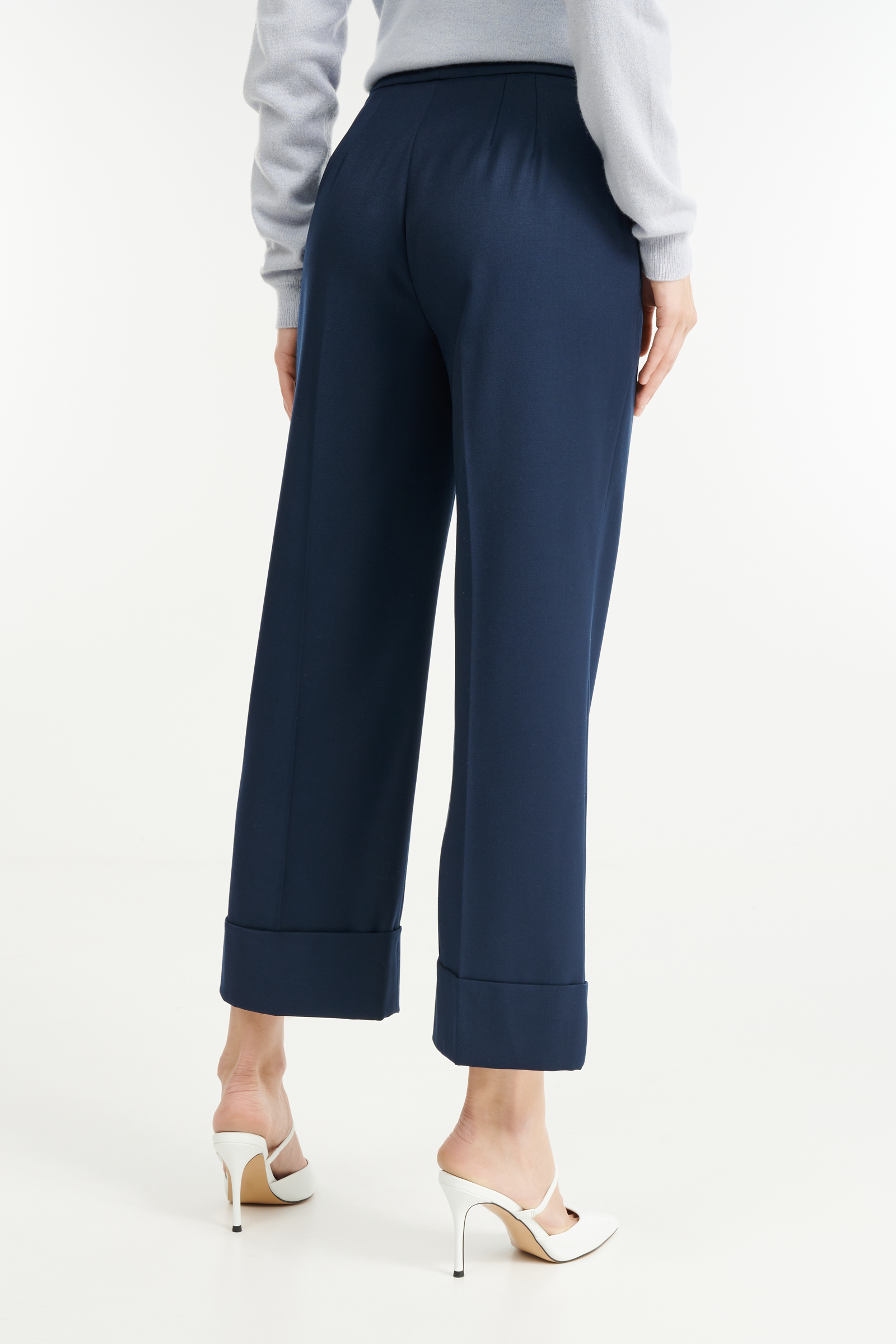 Прямые брюки со стрелками Бренд Rocco Ragni