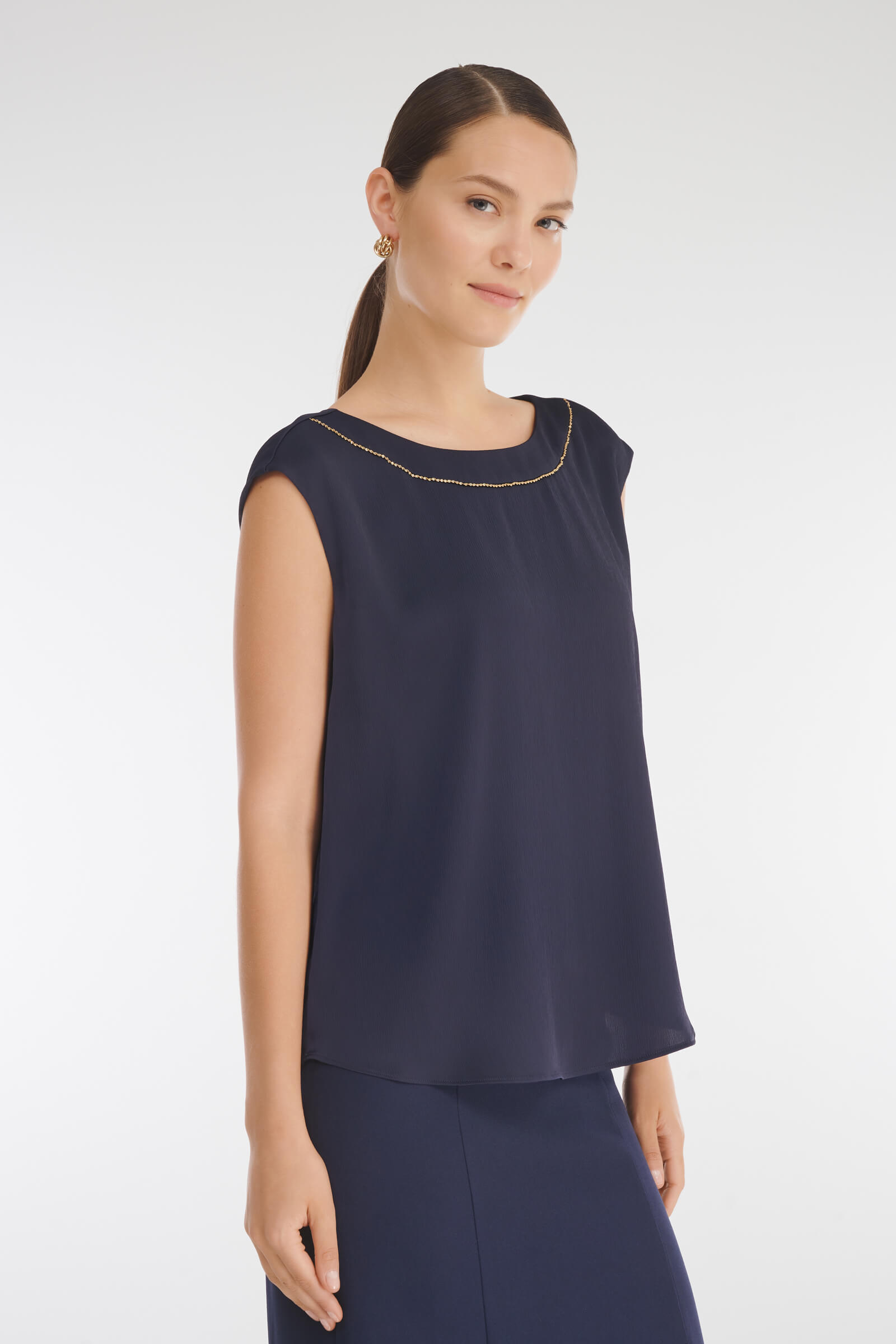 Топ с декоративной цепочкой Бренд Caterina Leman