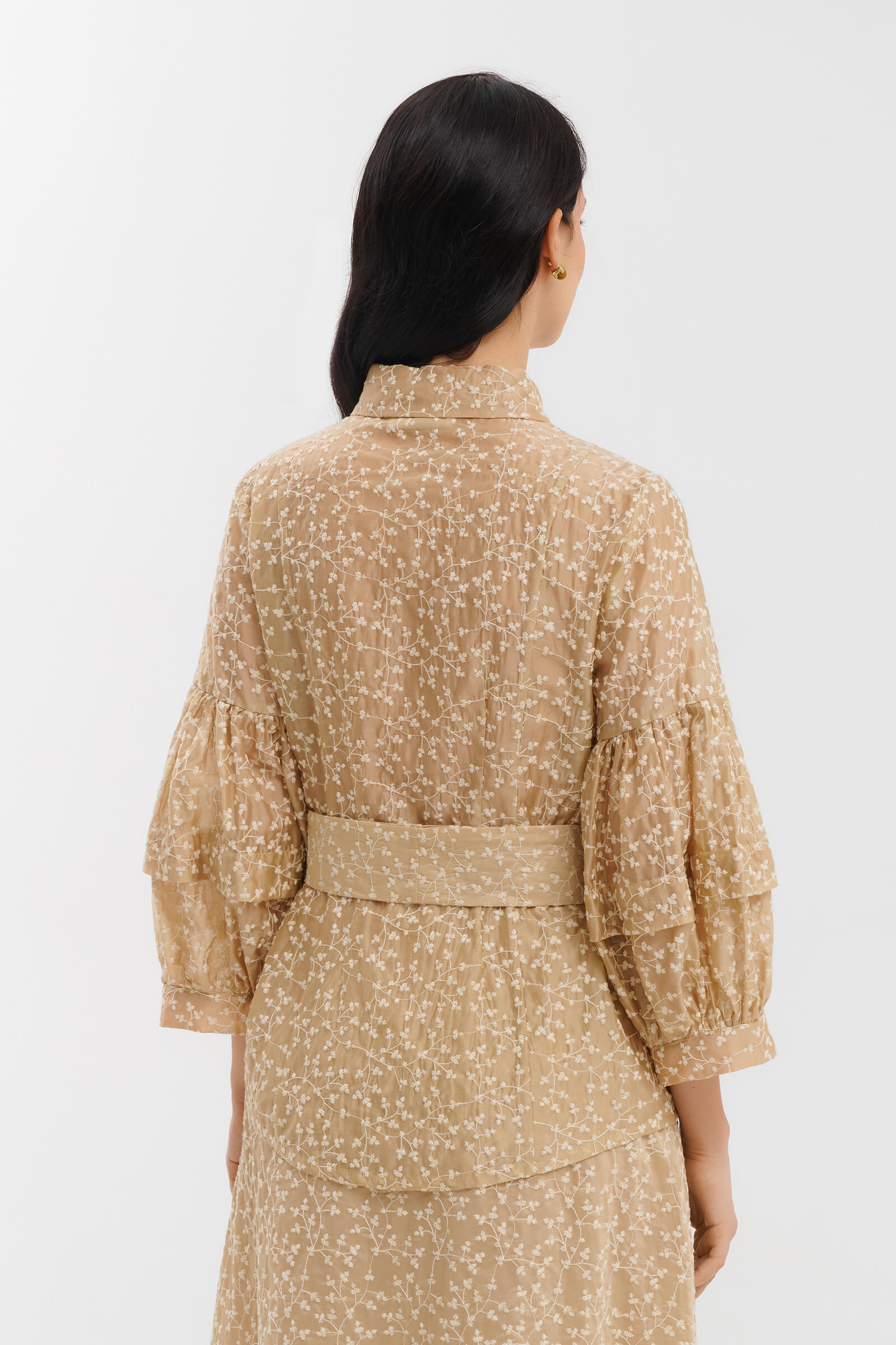 Блузка с цветочной вышивкой Бренд Milva Mi