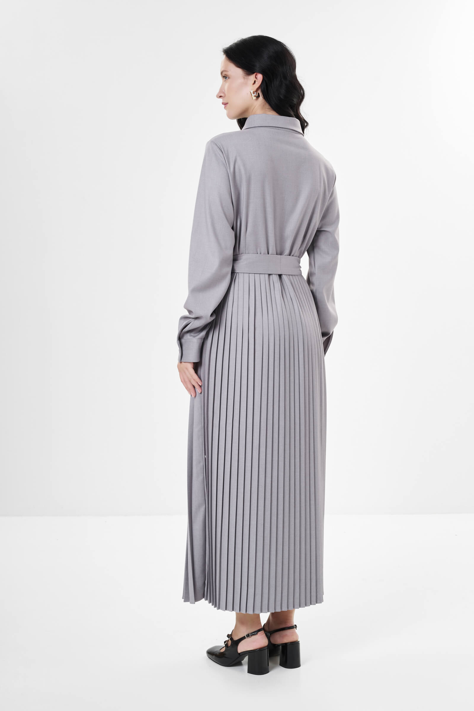 Платье-рубашка с плиссировкой Бренд Milva Mi