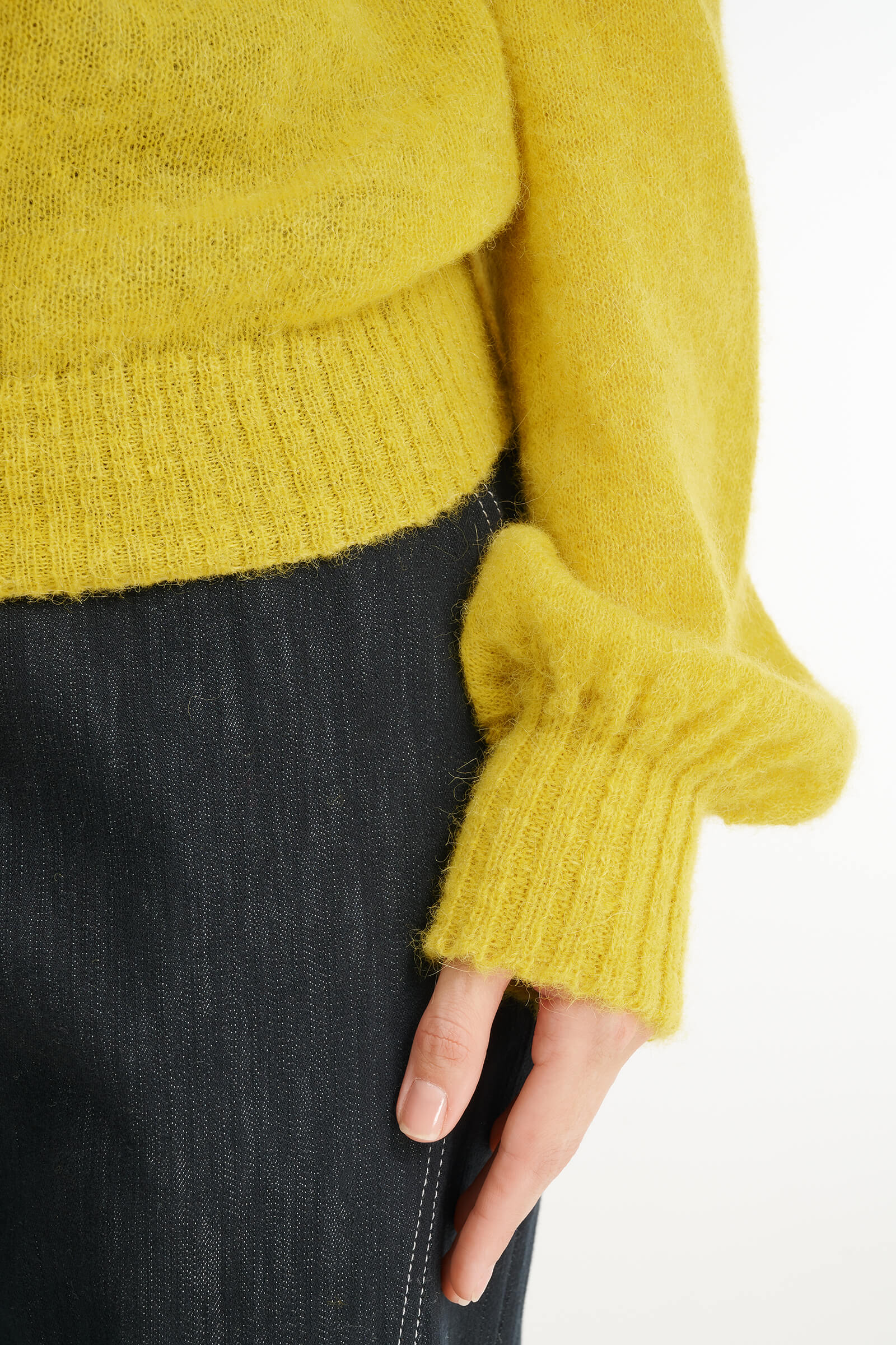 Джемпер с воланом Бренд Sarah Pacini