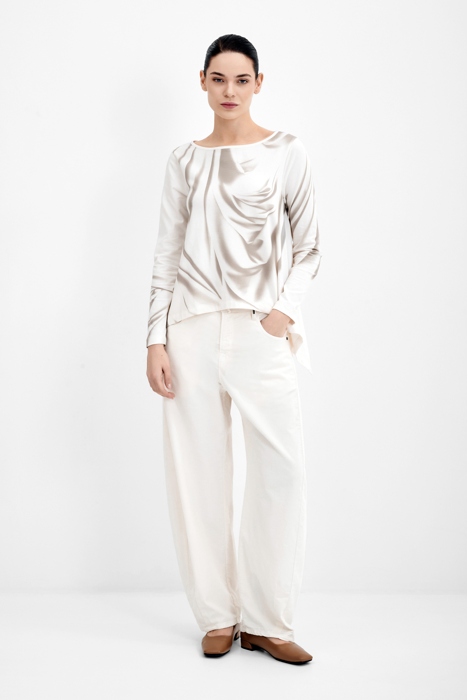 Лонгслив с асимметричным кроем Бренд High