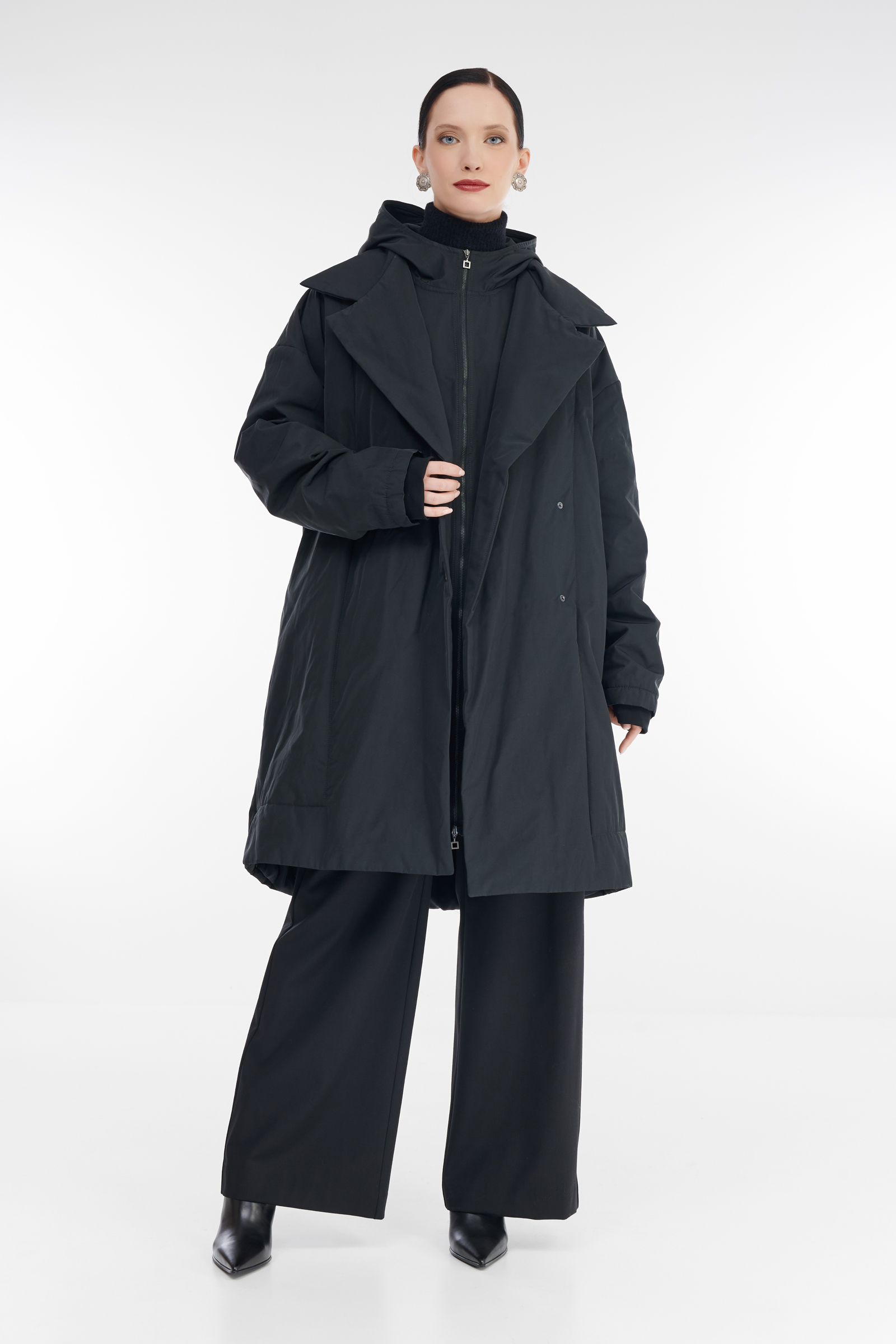 Пальто со съемным жилетом Бренд Sarah Pacini