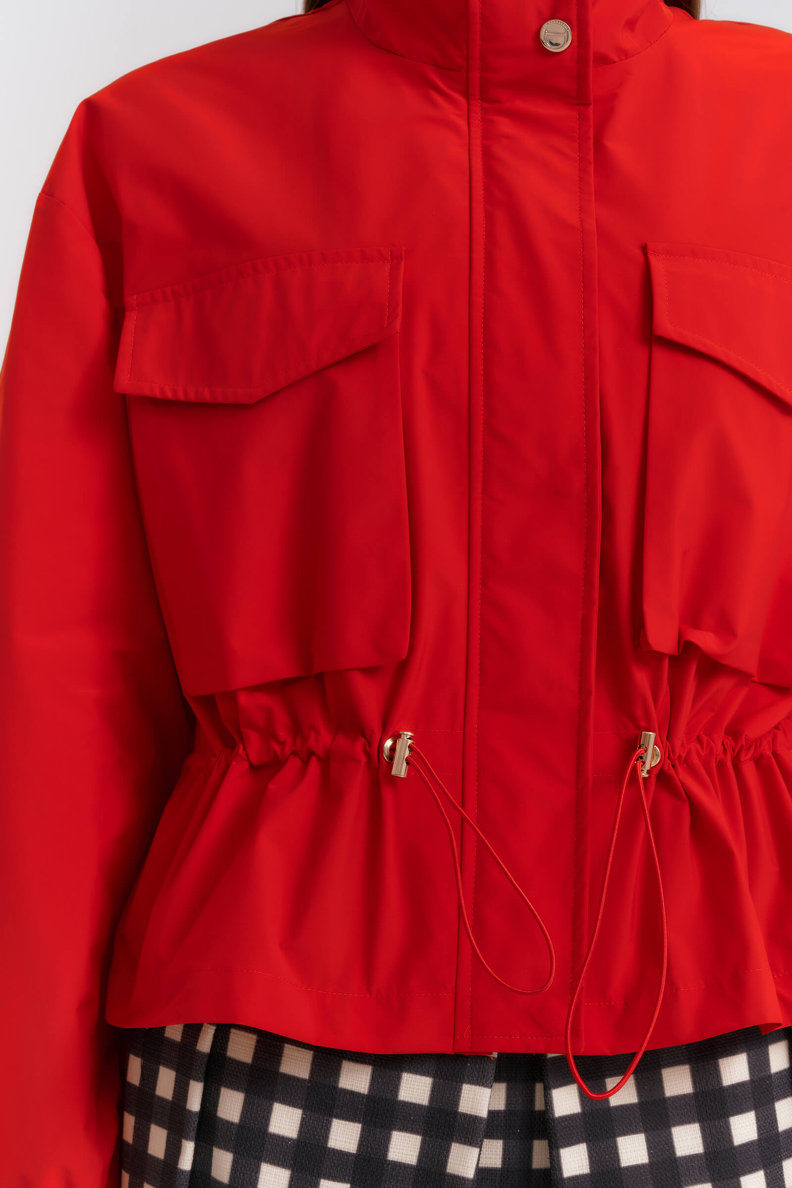 Куртка на кулиске с карманами Бренд Diana Gallesi