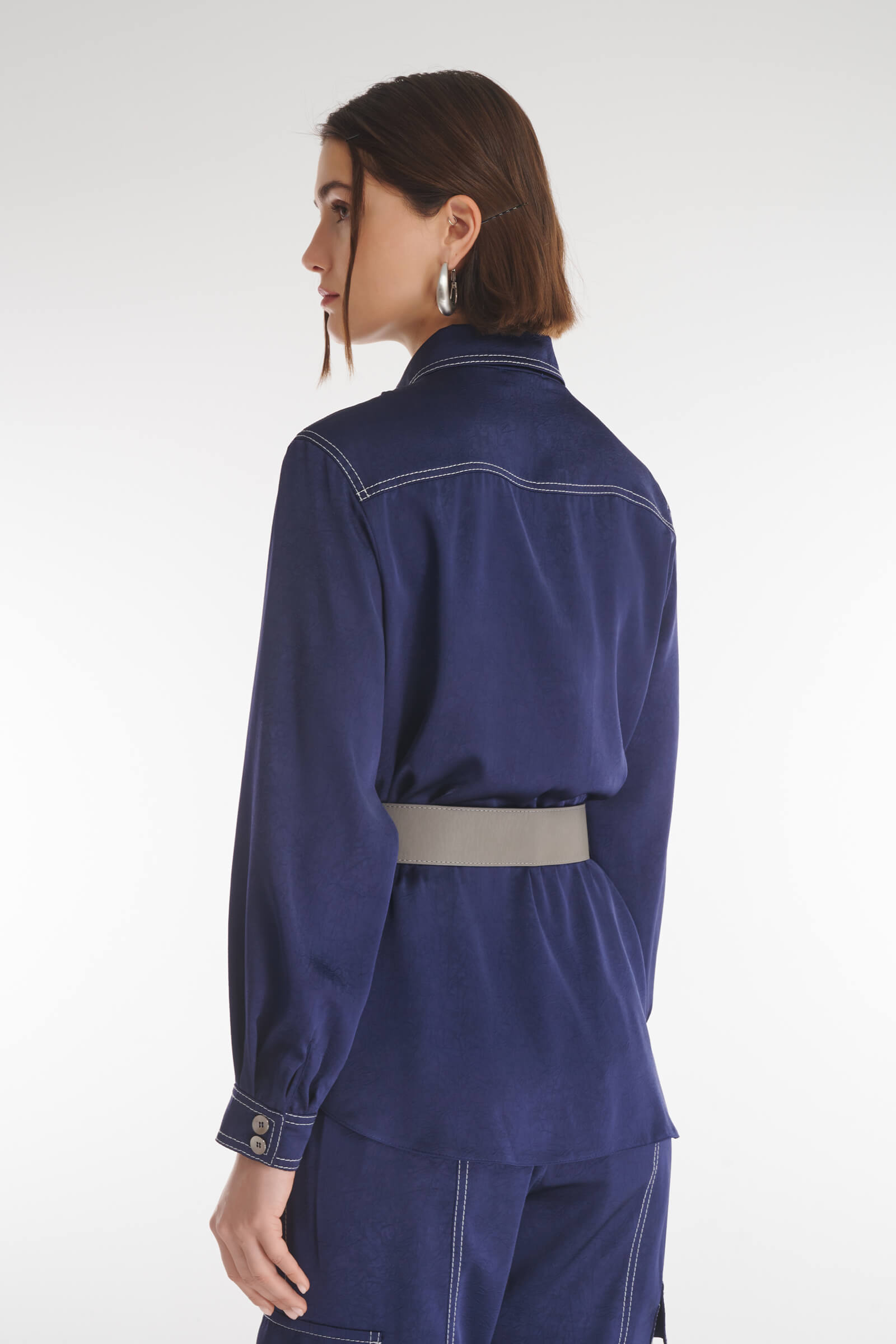 Рубашка из поливискозы с декоративной строчкой Бренд Caterina Leman