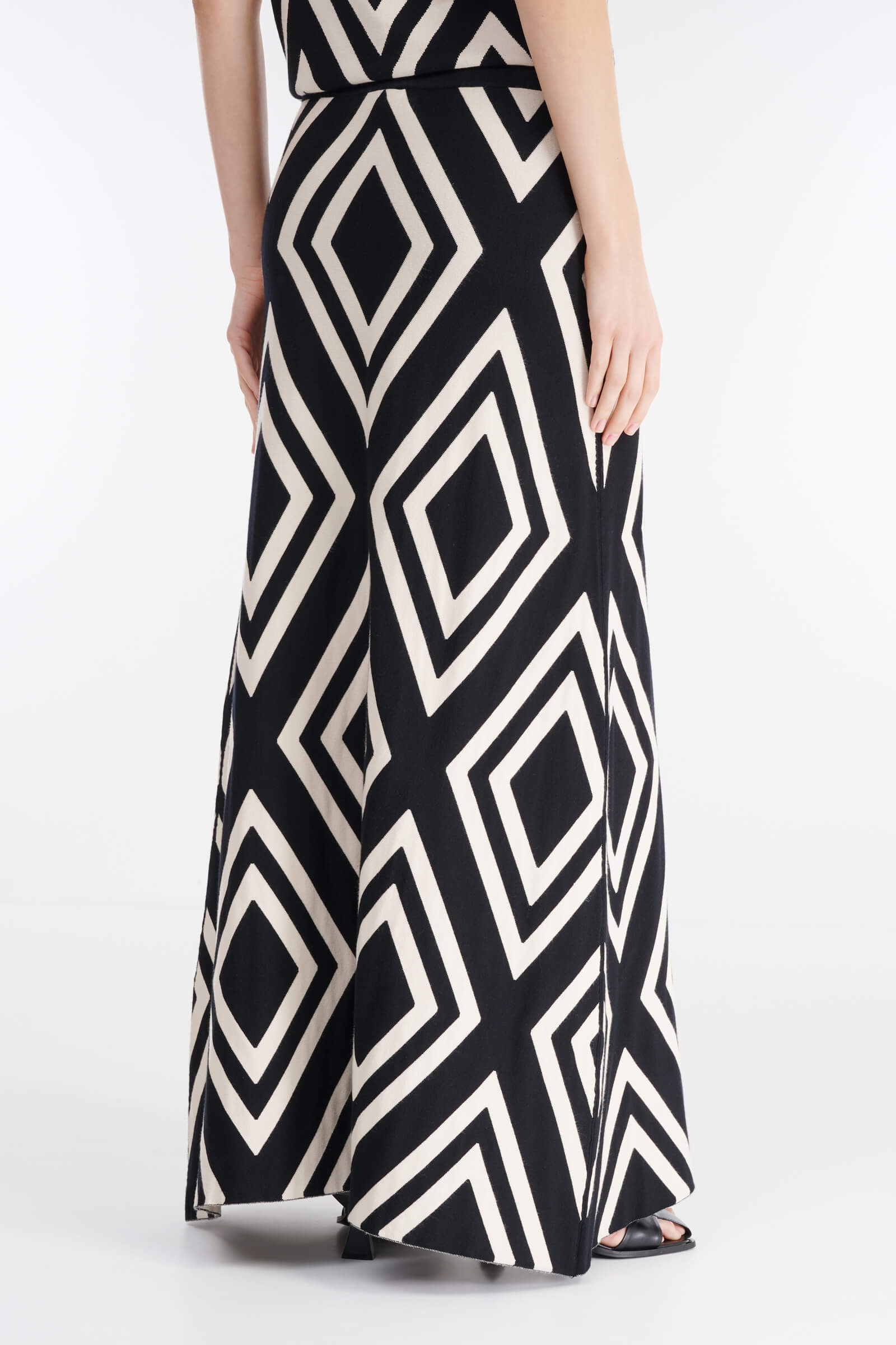 Трикотажная юбка макси Бренд Sarah Pacini