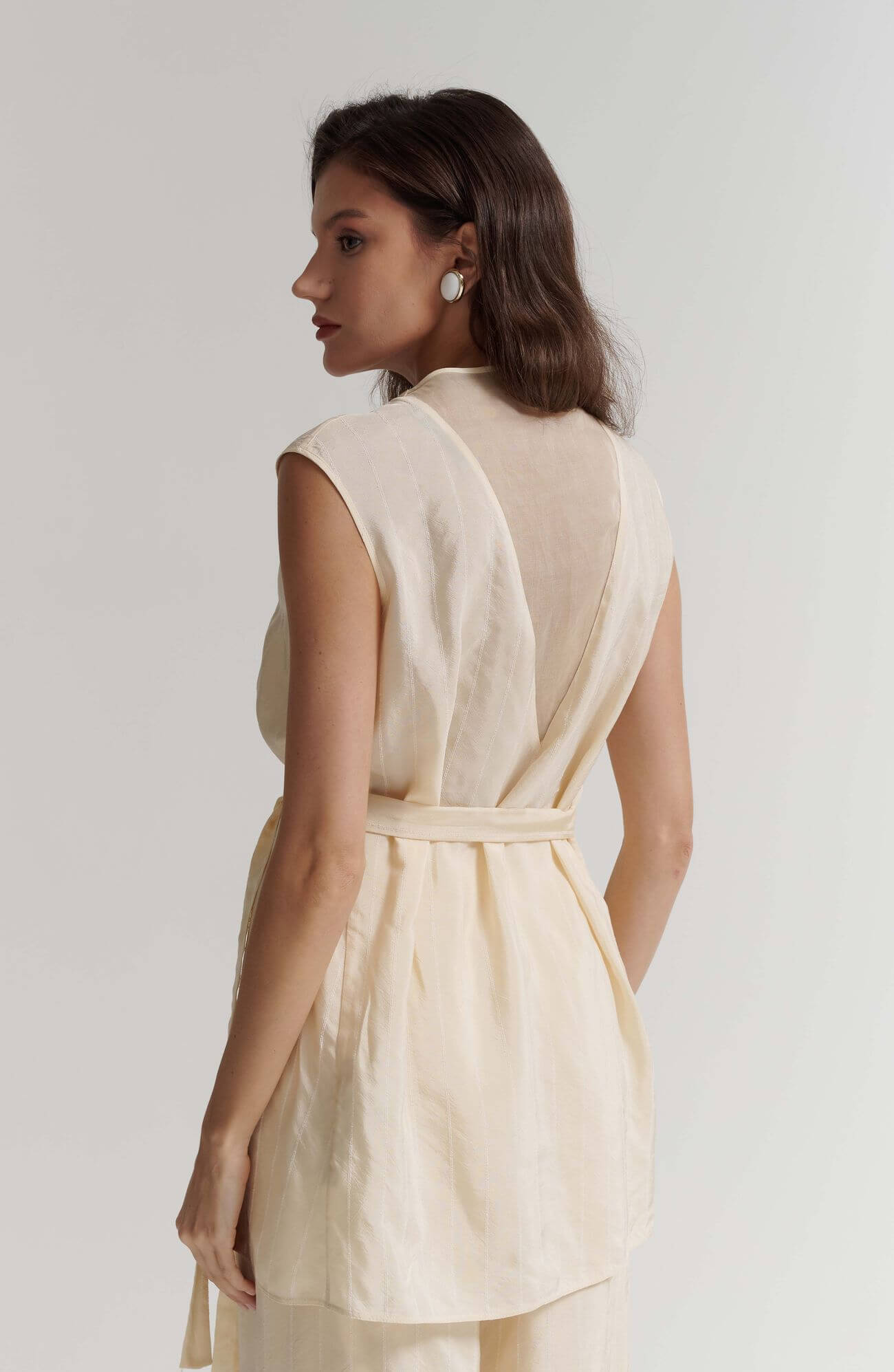 Удлиненный жилет на запах Бренд GentryPortofino