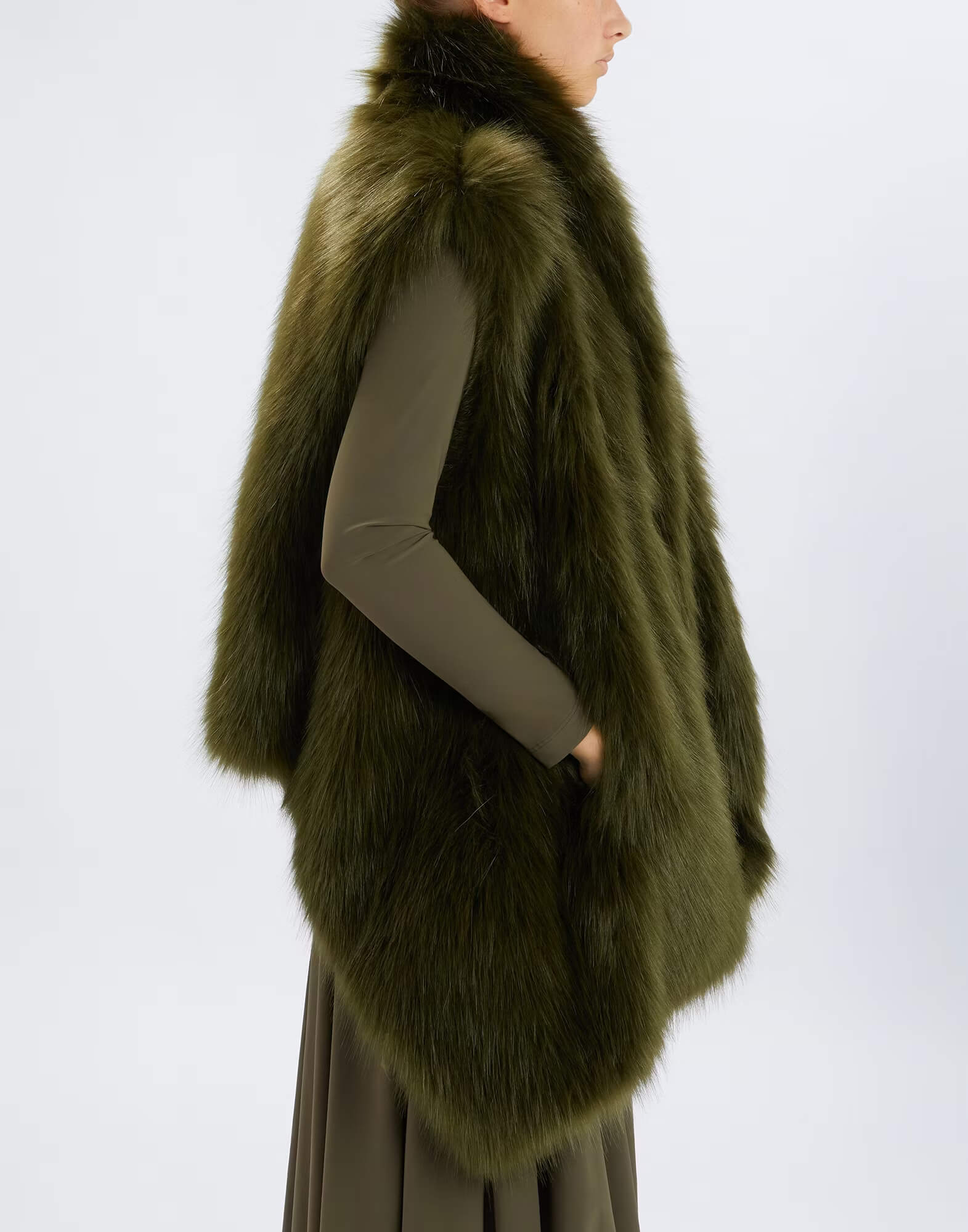 Жилет двухсторонний из искусственного меха Бренд High