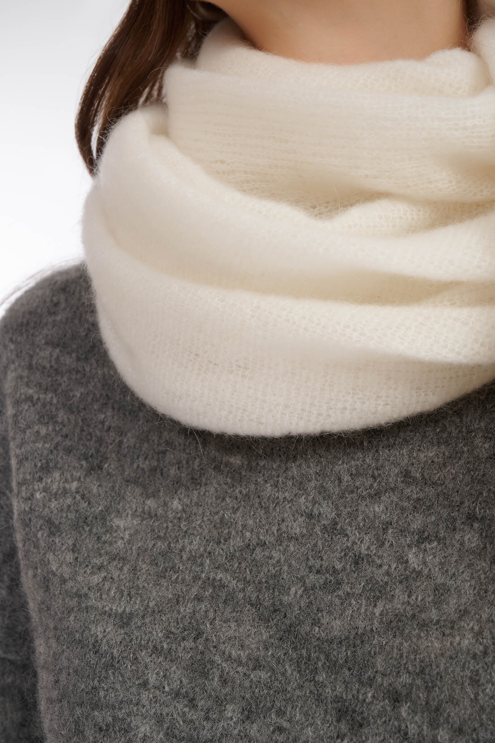 Шарф из мохера Бренд Sarah Pacini