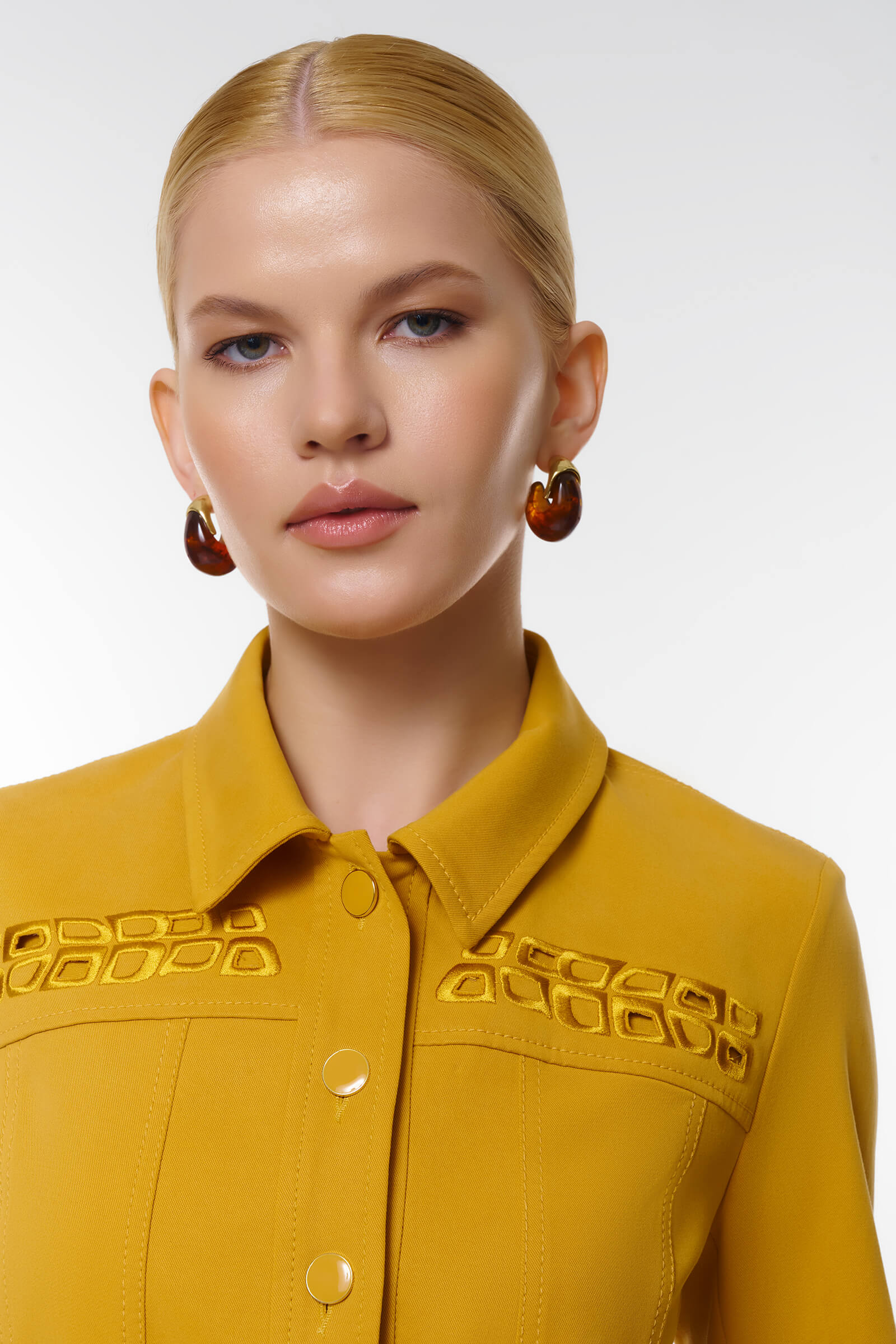 Укороченный жакет с вышивкой Бренд Caterina Leman