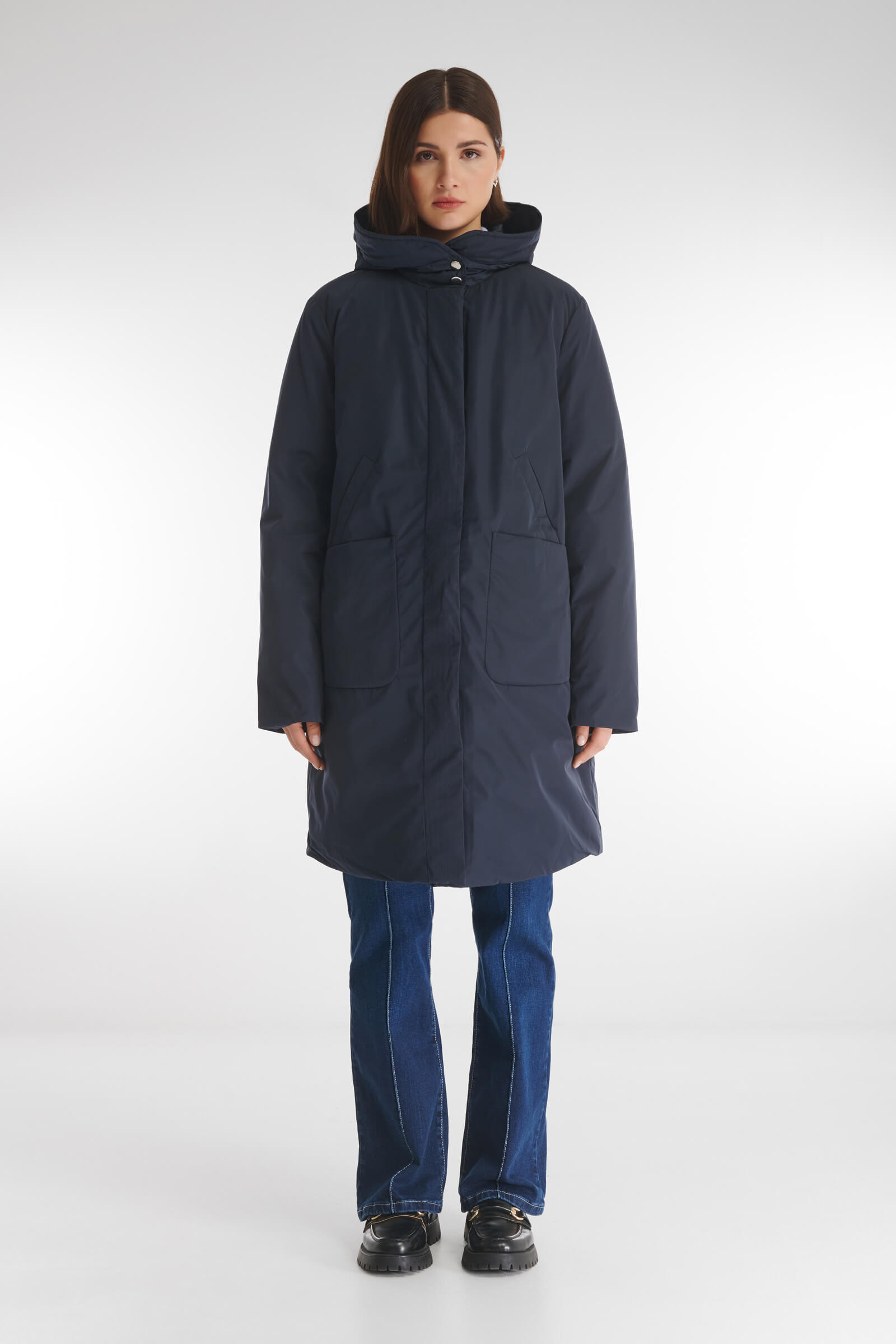 Пуховое пальто с капюшоном-трансформером Бренд Caterina Leman