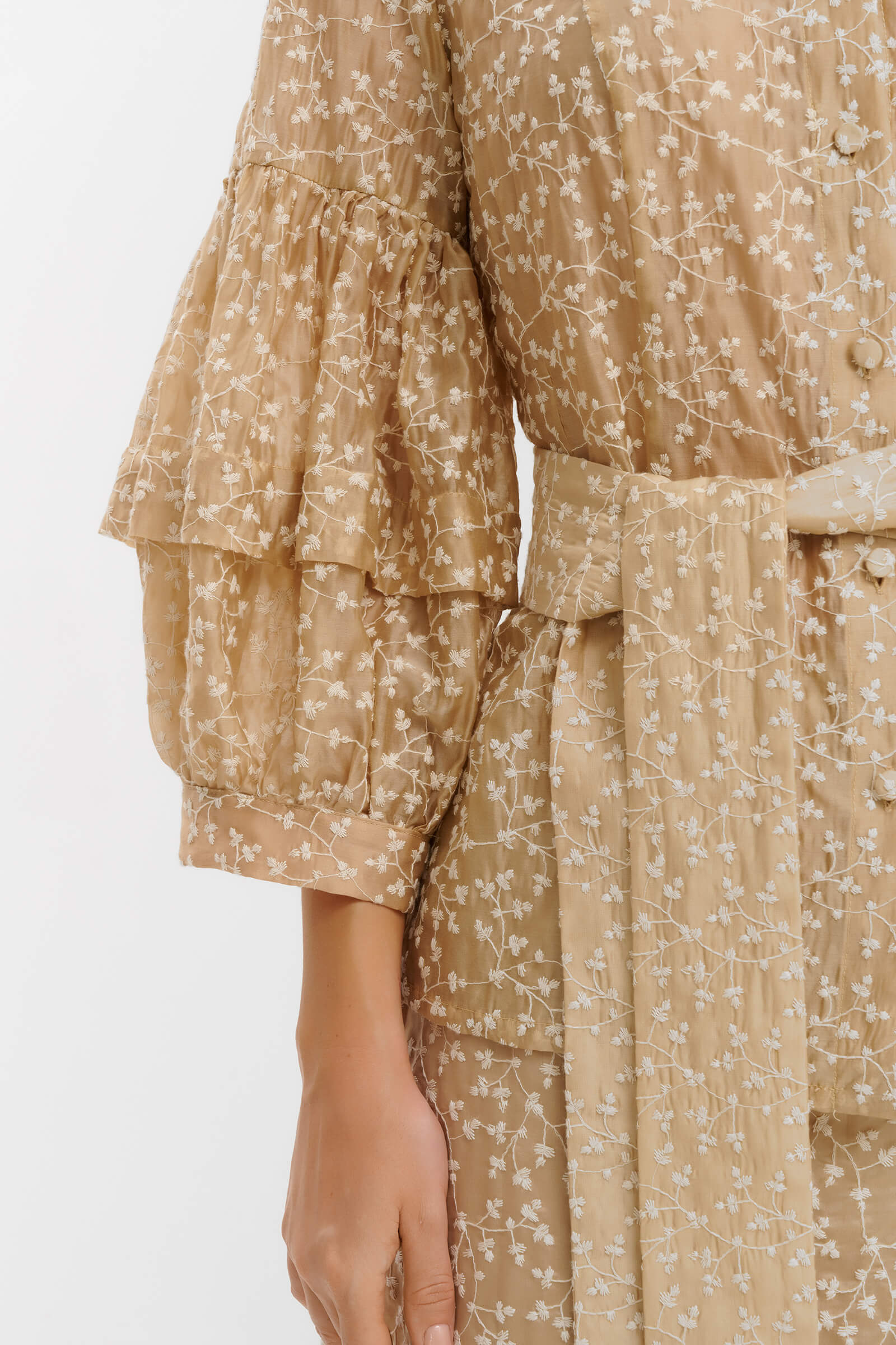 Блузка с цветочной вышивкой Бренд Milva Mi