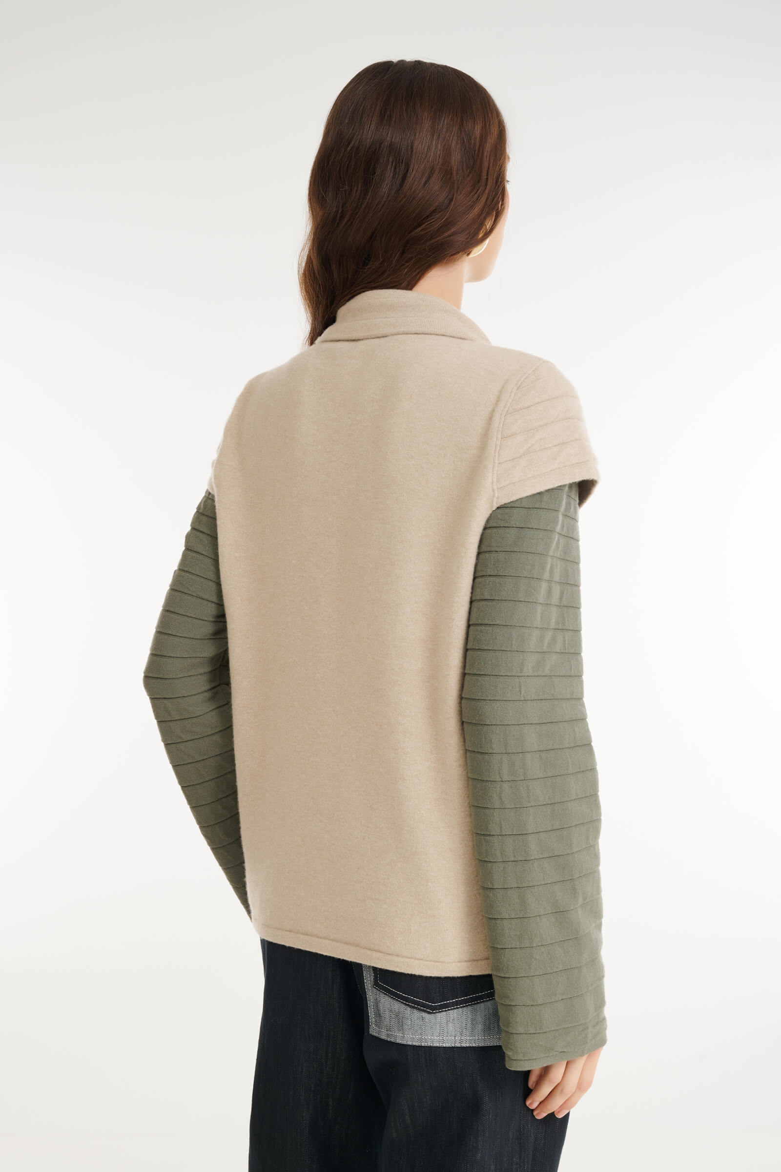 Трикотажный жилет на молнии Бренд Sarah Pacini