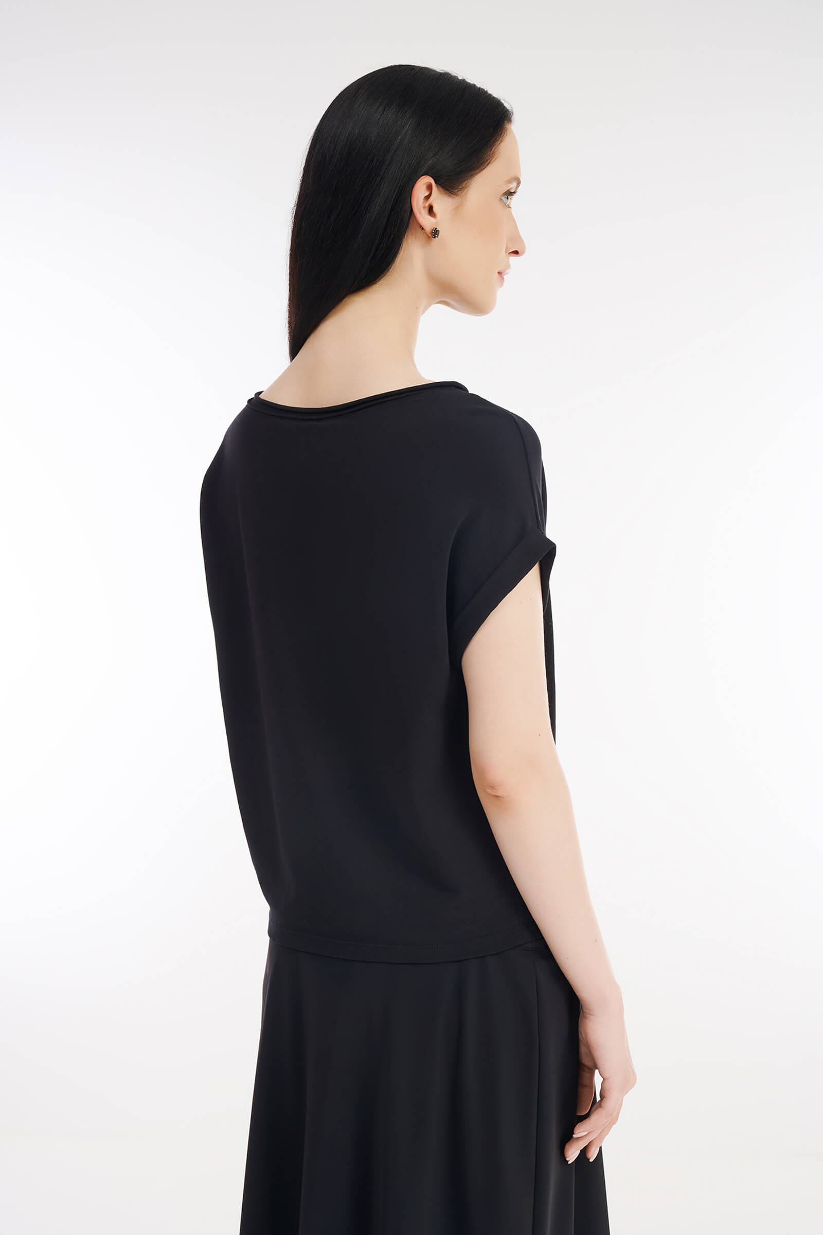 Футболка с вырезом-лодочкой Бренд Sarah Pacini