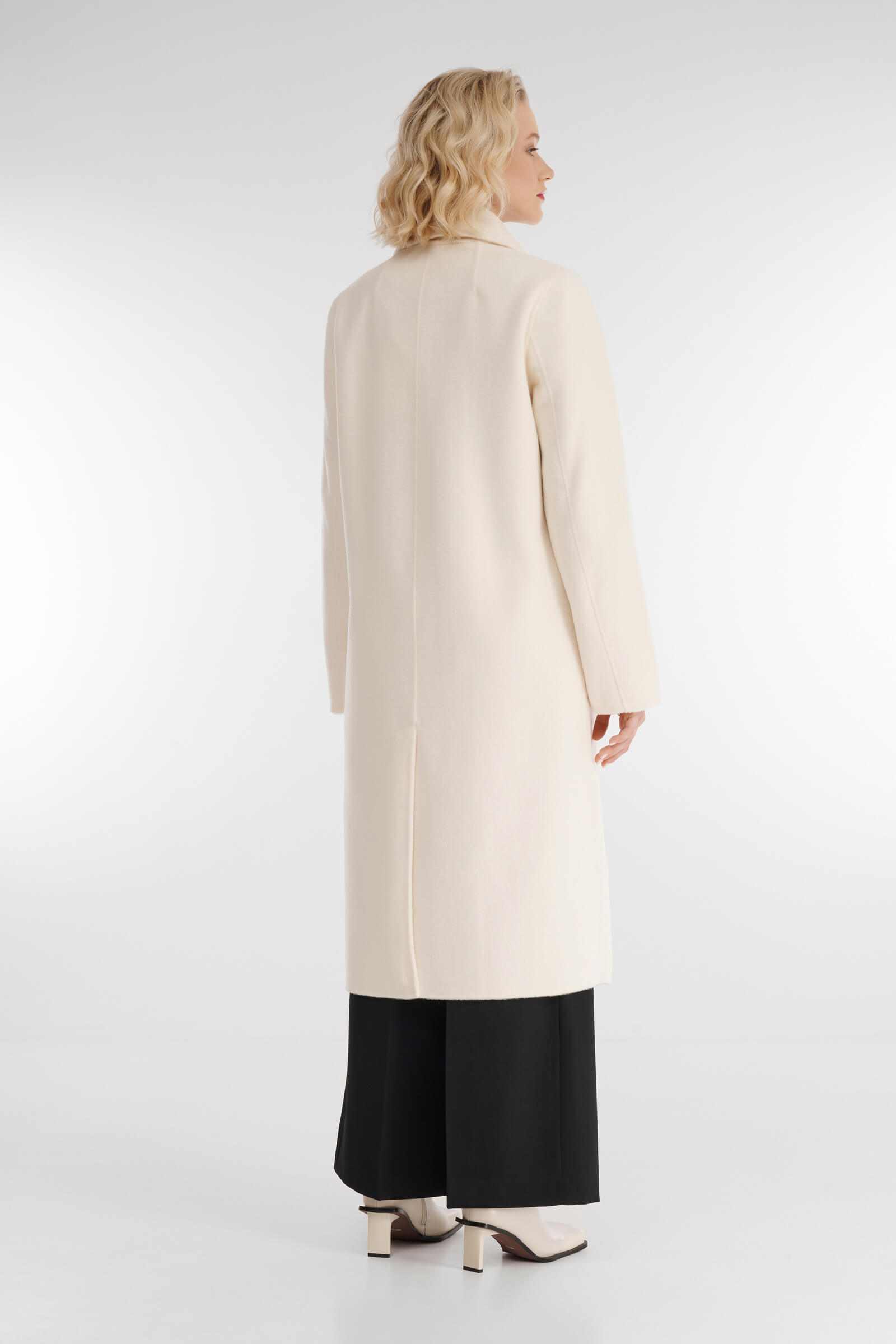 Двубортное пальто длины миди Бренд Diana Gallesi