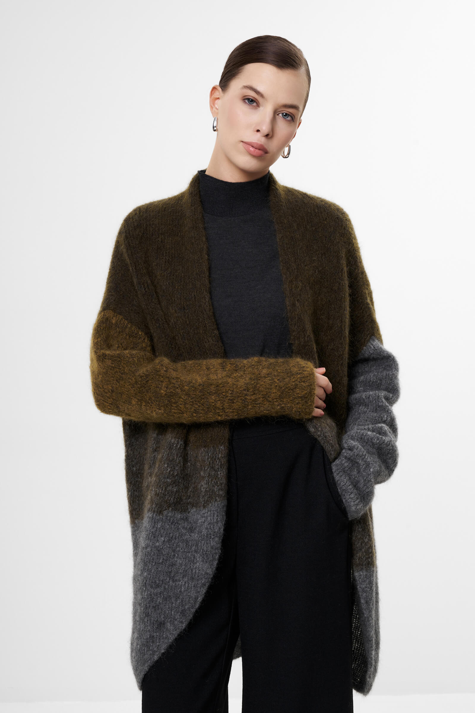 Кардиган из шерсти и мохера Бренд Sarah Pacini