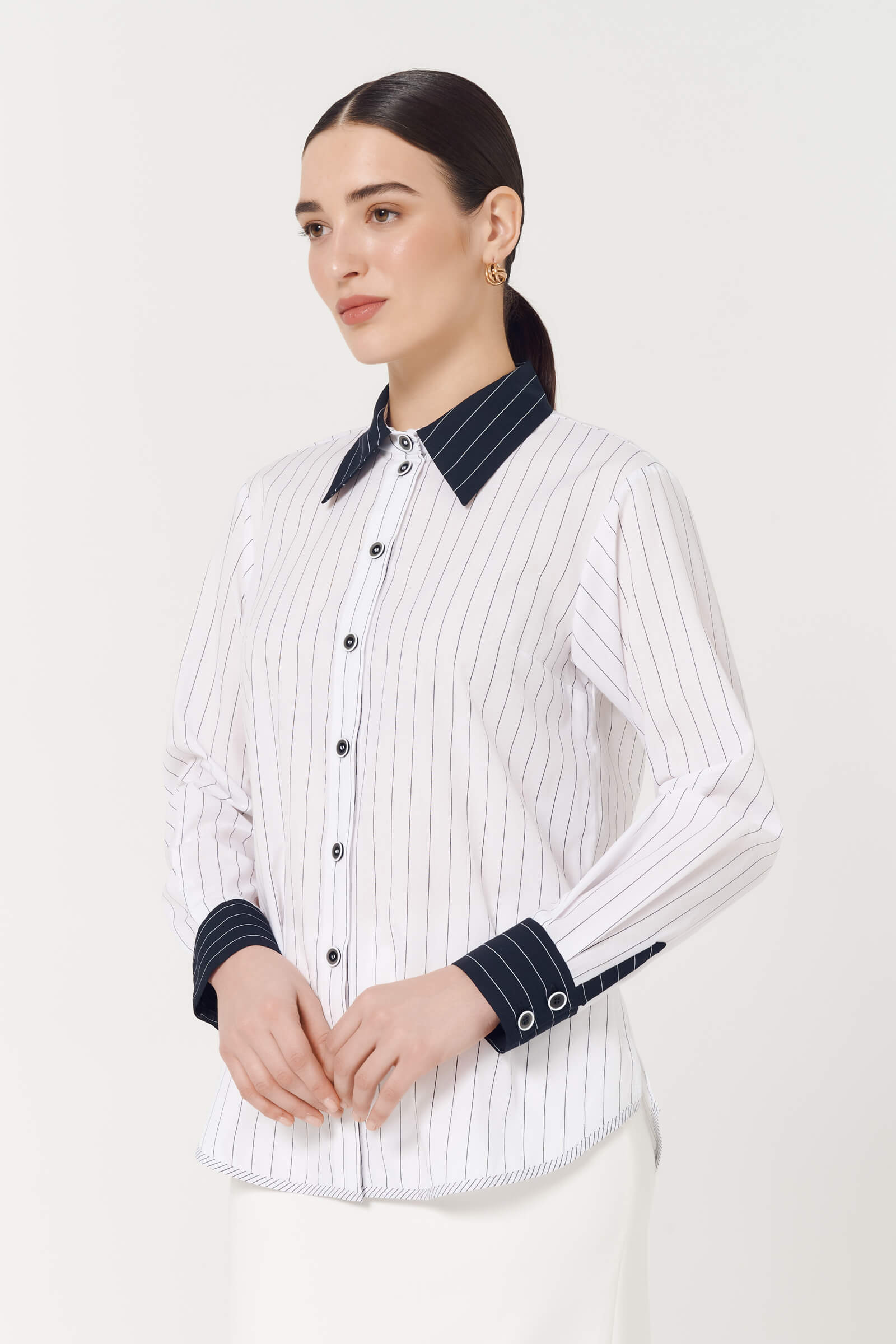 Рубашка с контрастным воротником Бренд Caterina Leman