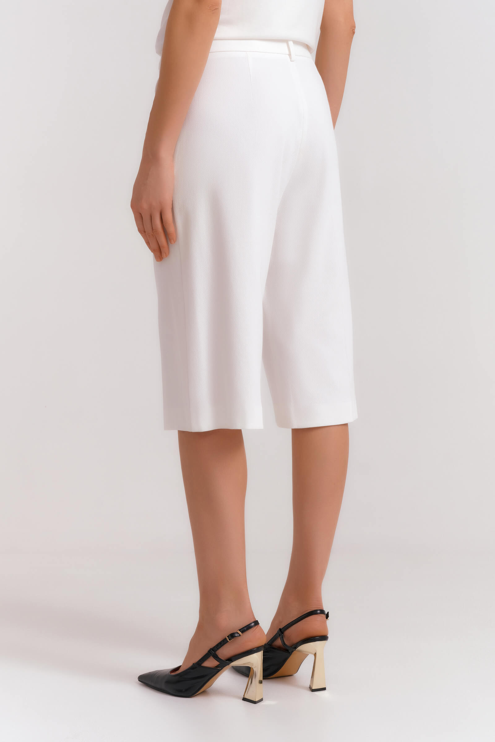 Брючные шорты Бренд Diana Gallesi