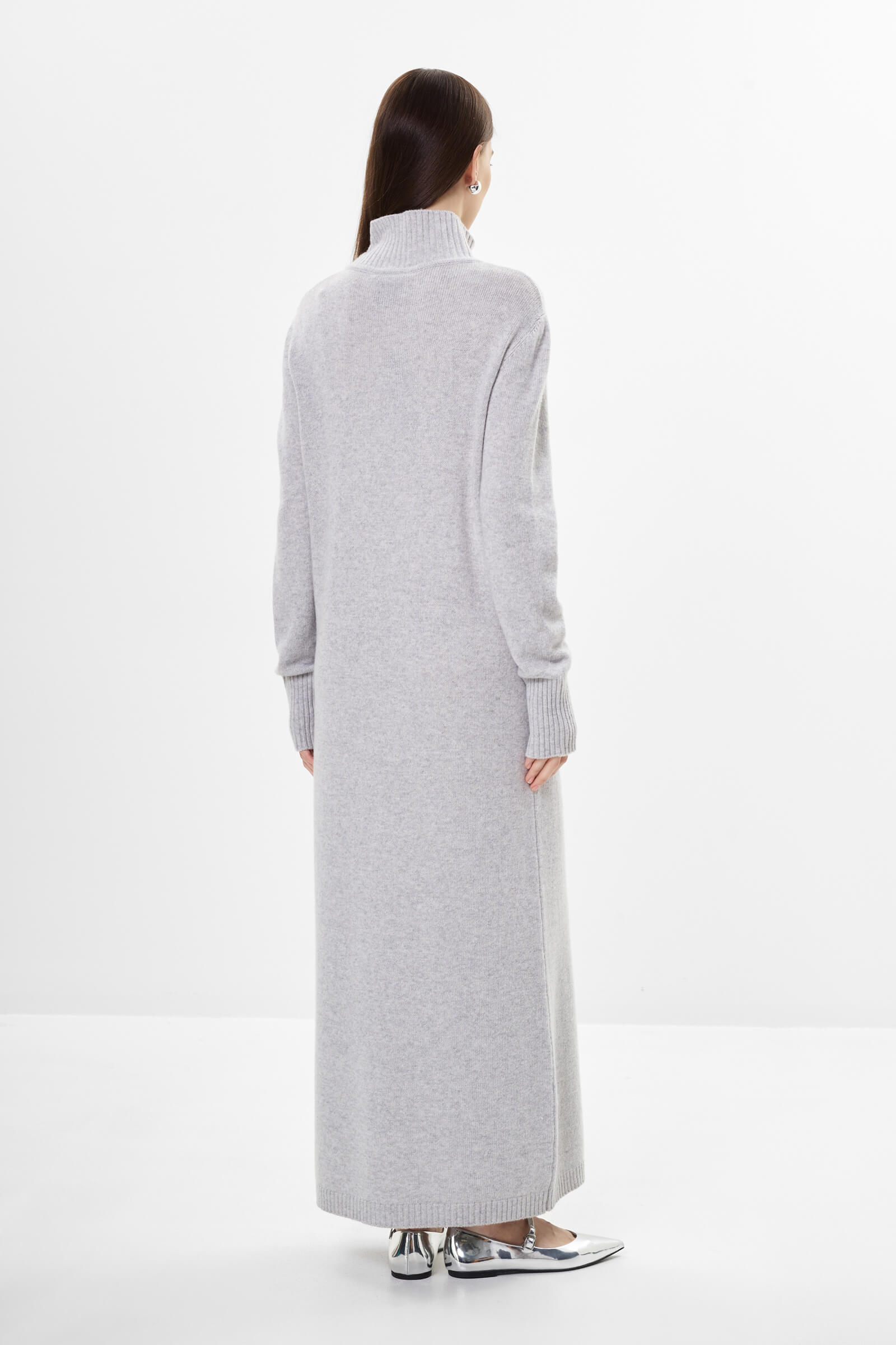 Платье с объемным цветочным декором Бренд Daniela Drei