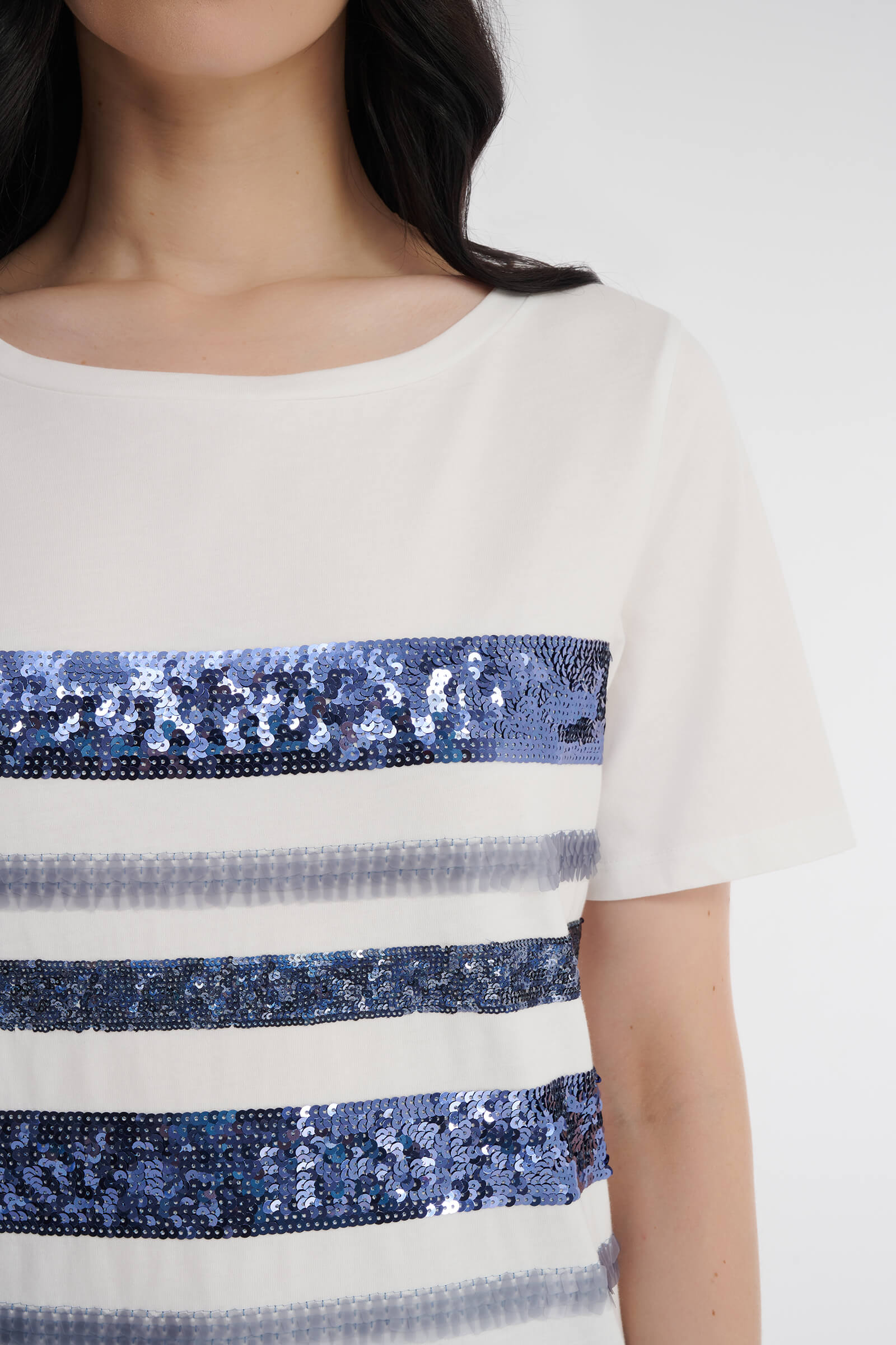 Хлопковая футболка с пайетками Бренд Diana Gallesi