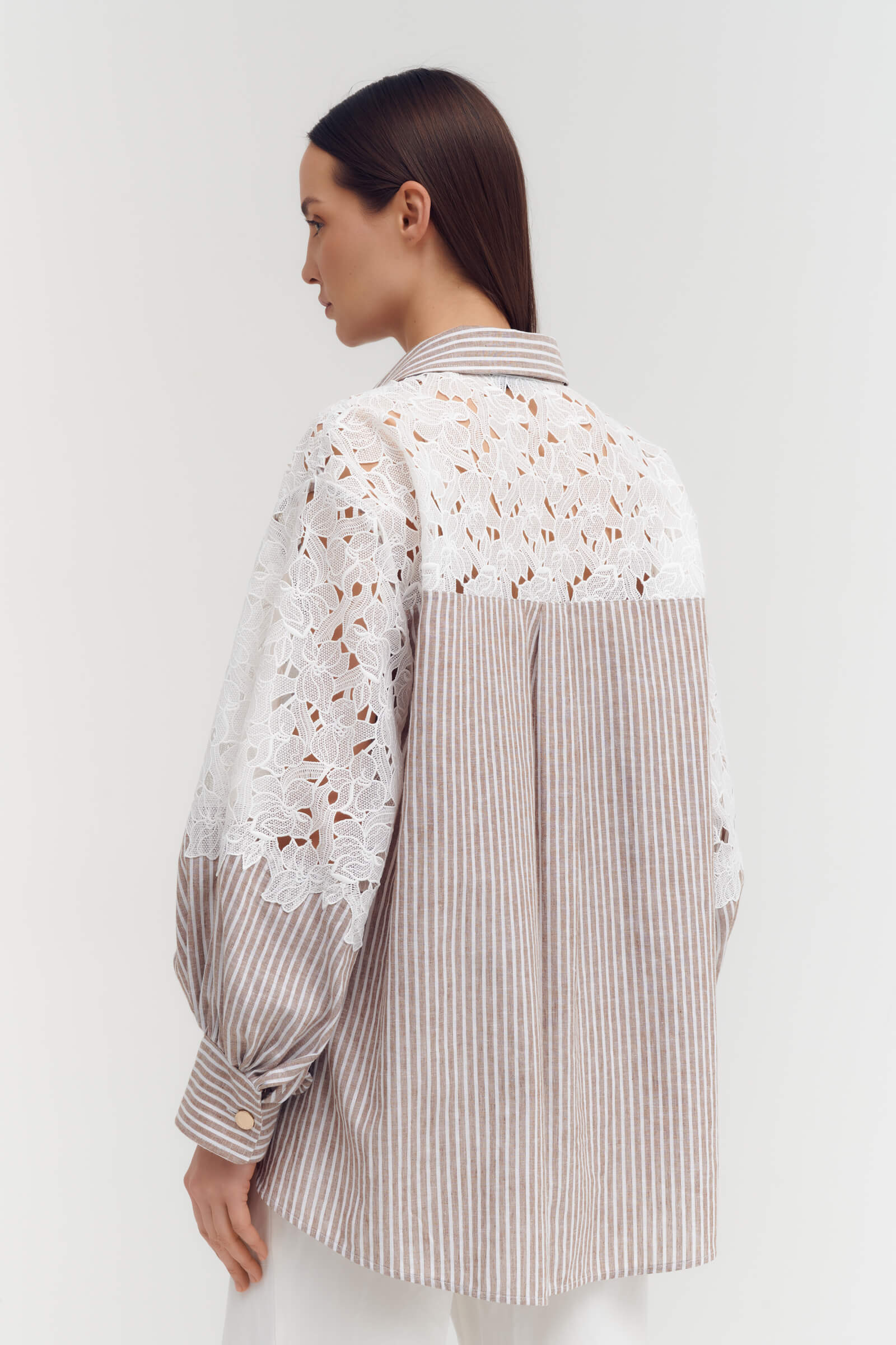 Блузка с вышивкой Бренд Daniela Drei