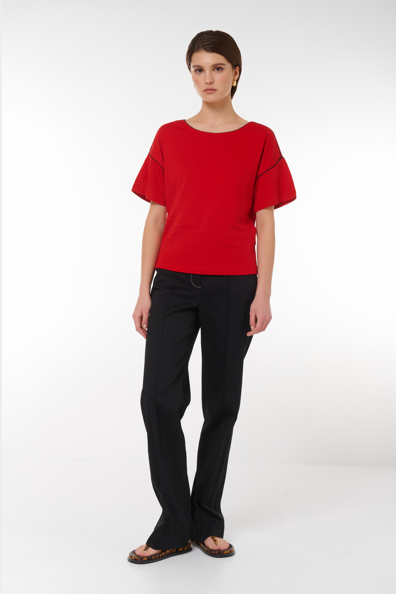 Джемпер с контрастной окантовкой Бренд Caterina Leman