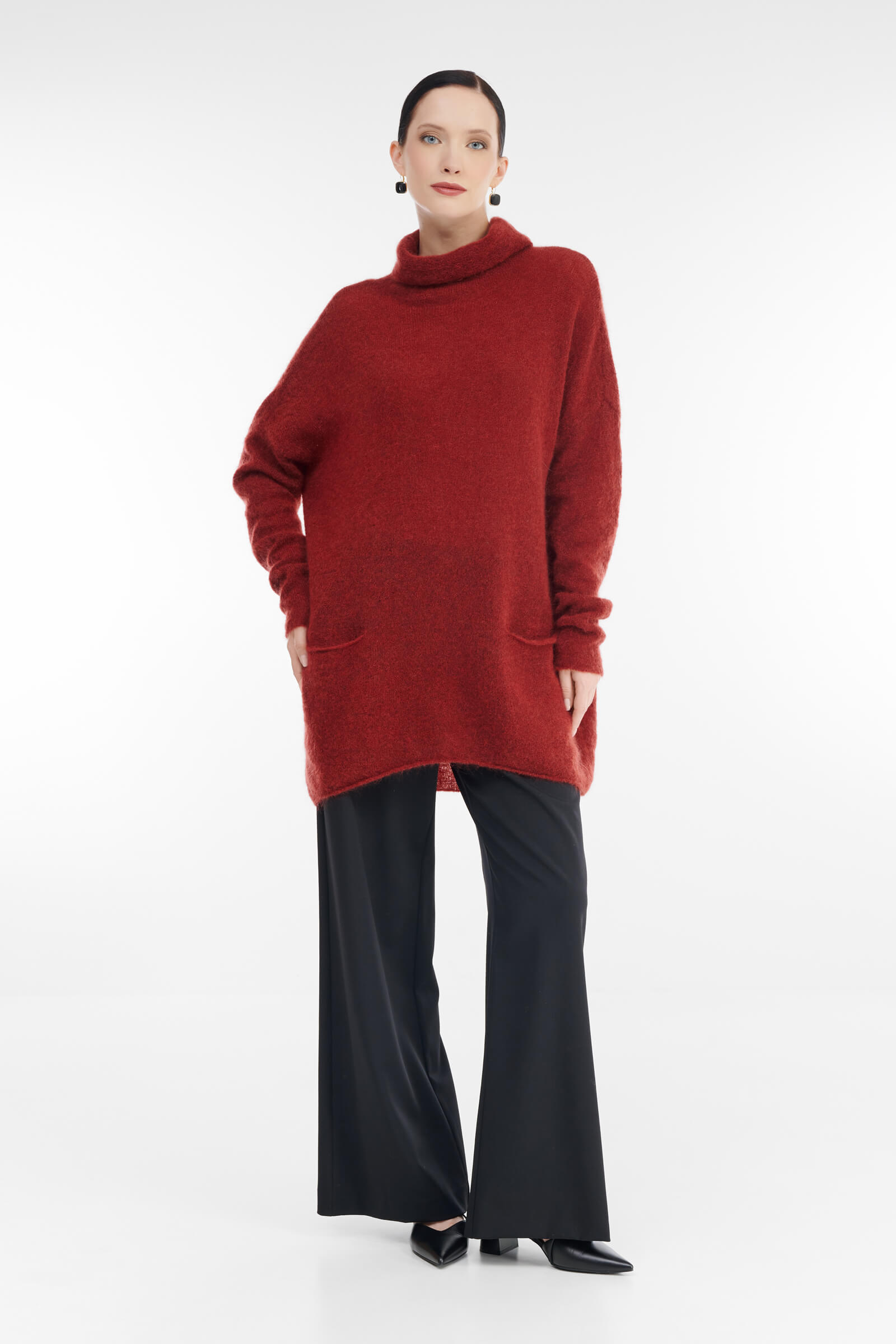 Удлиненный свитер с воротником-воронкой Бренд Sarah Pacini