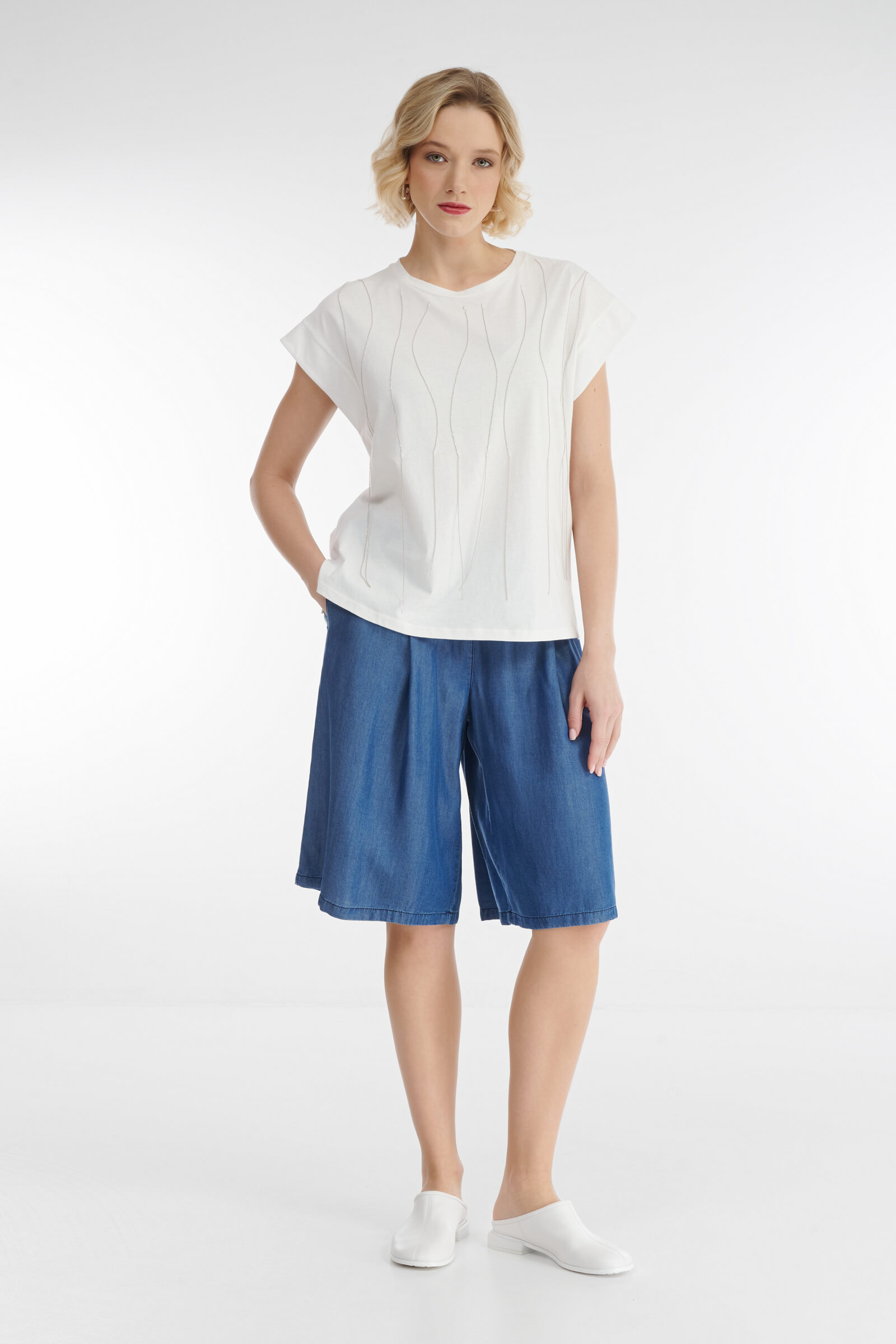 Хлопковая свободная футболка с бусинами Бренд Diana Gallesi