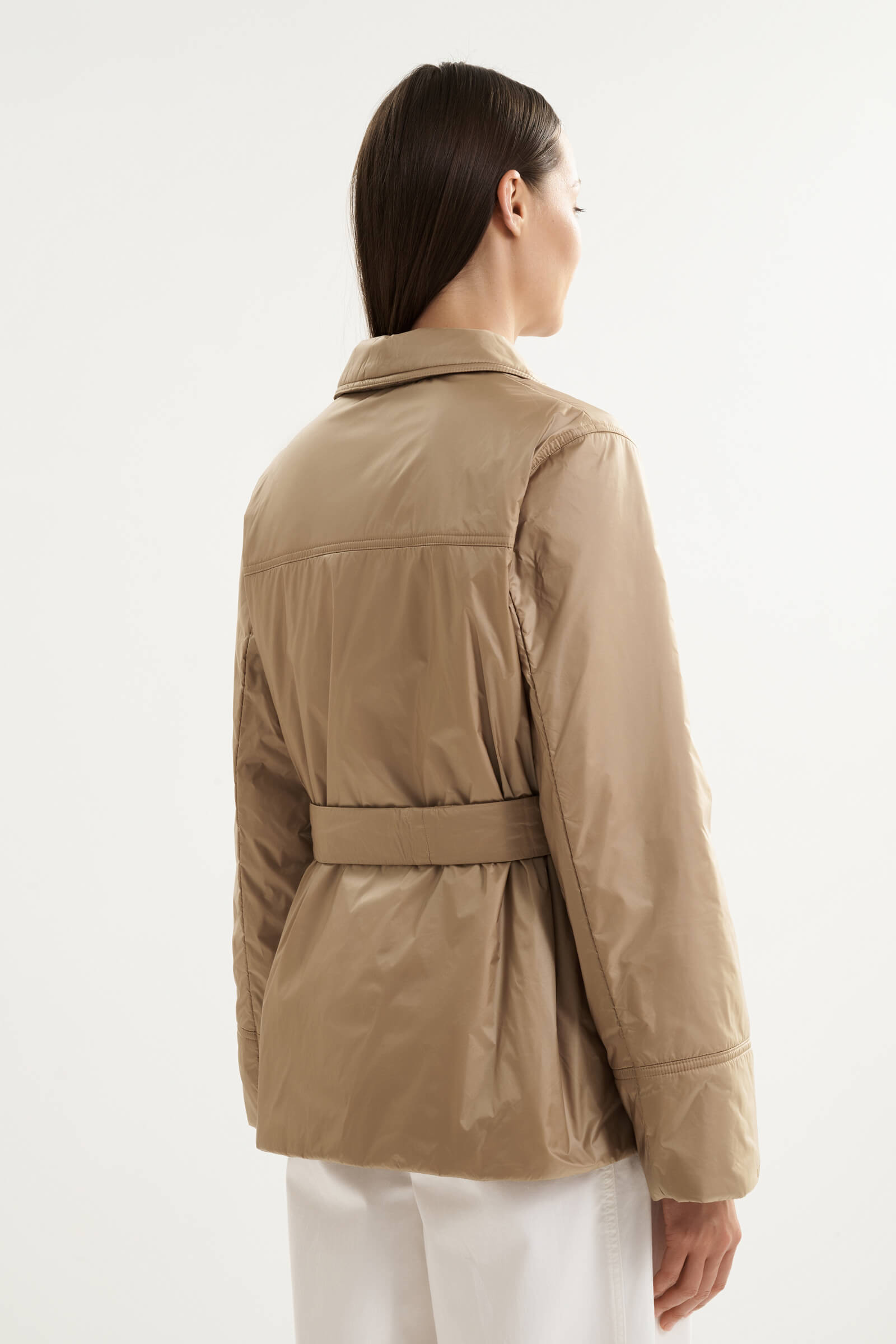 Куртка из водонепроницаемого и ветрозащитного материала на пуговицах Бренд MM