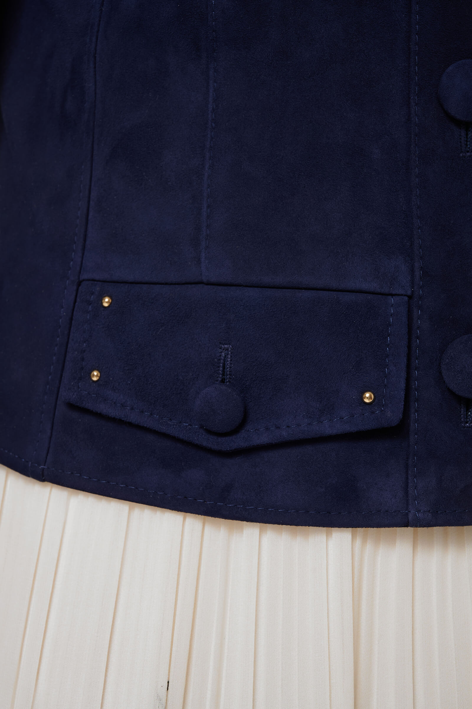 Укороченная куртка из замши Бренд Caterina Leman