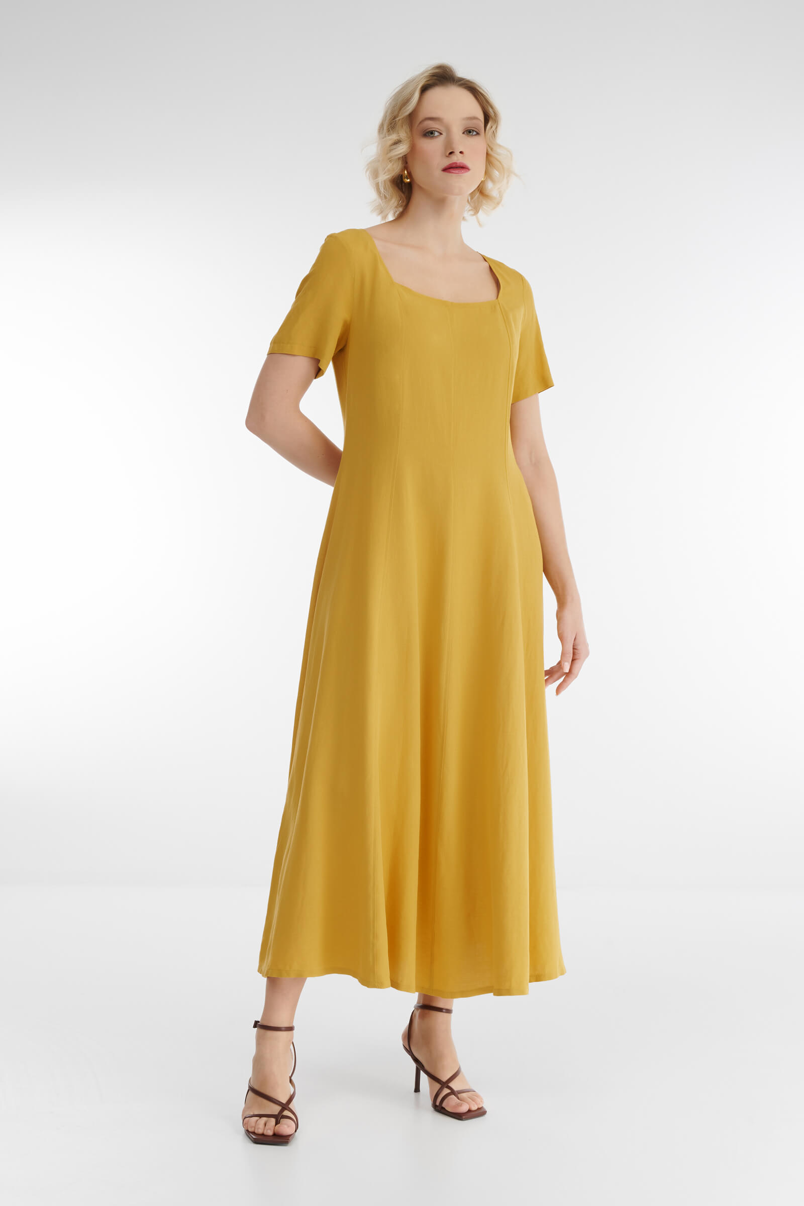 Платье расклешенного кроя из шелковистой вискозы Бренд Diana Gallesi