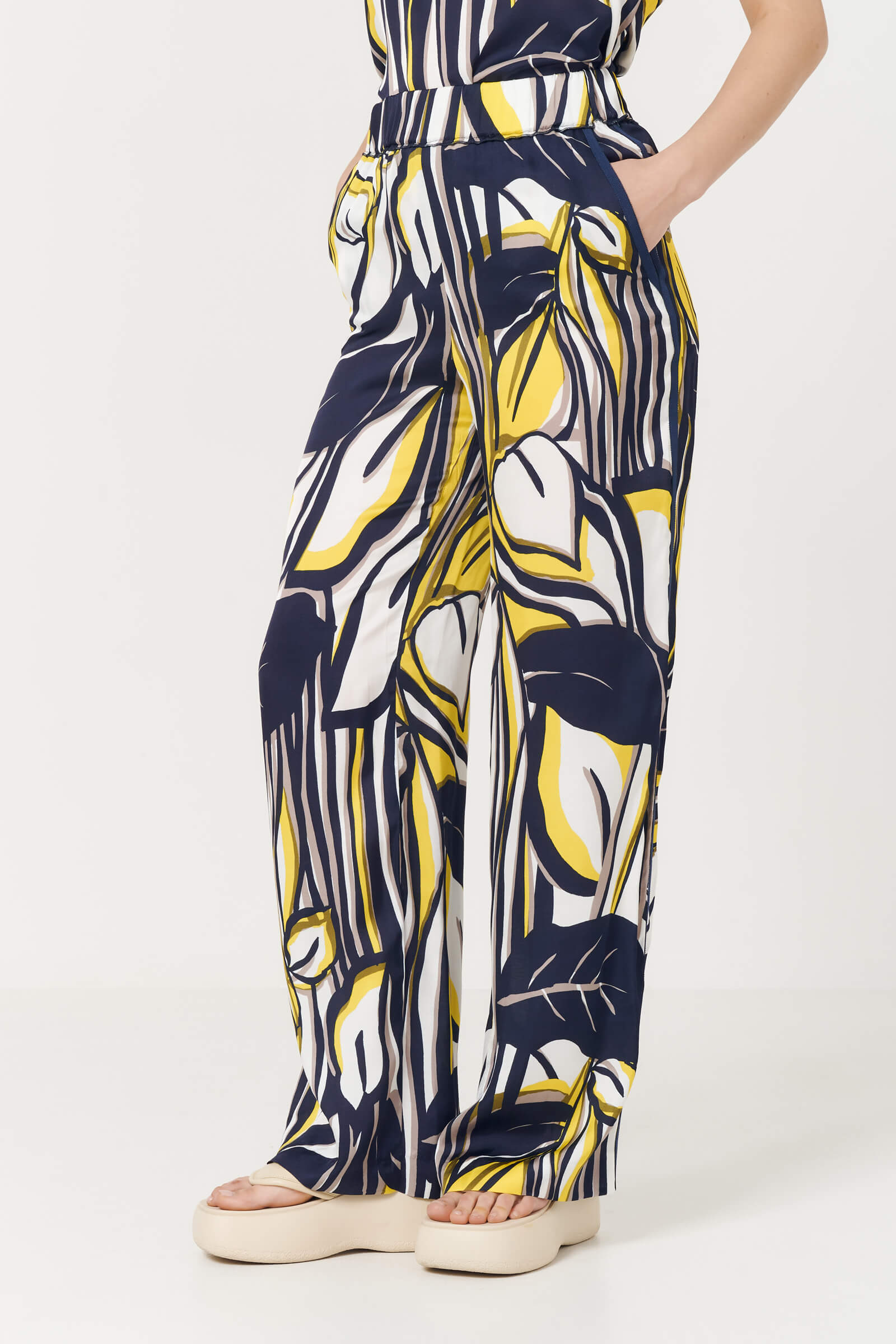 Брюки с абстрактным принтом Бренд Caterina Leman