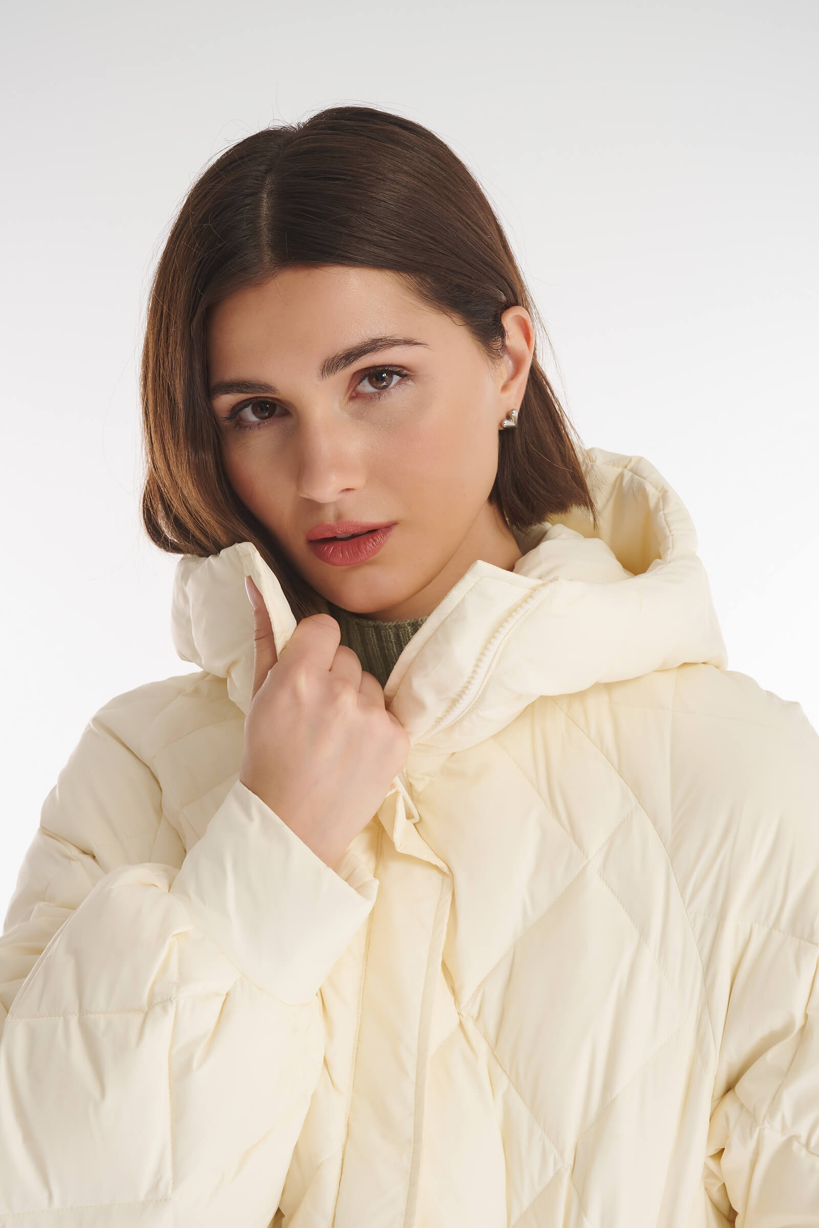 Стеганая куртка с капюшоном-трансформером Бренд Caterina Leman