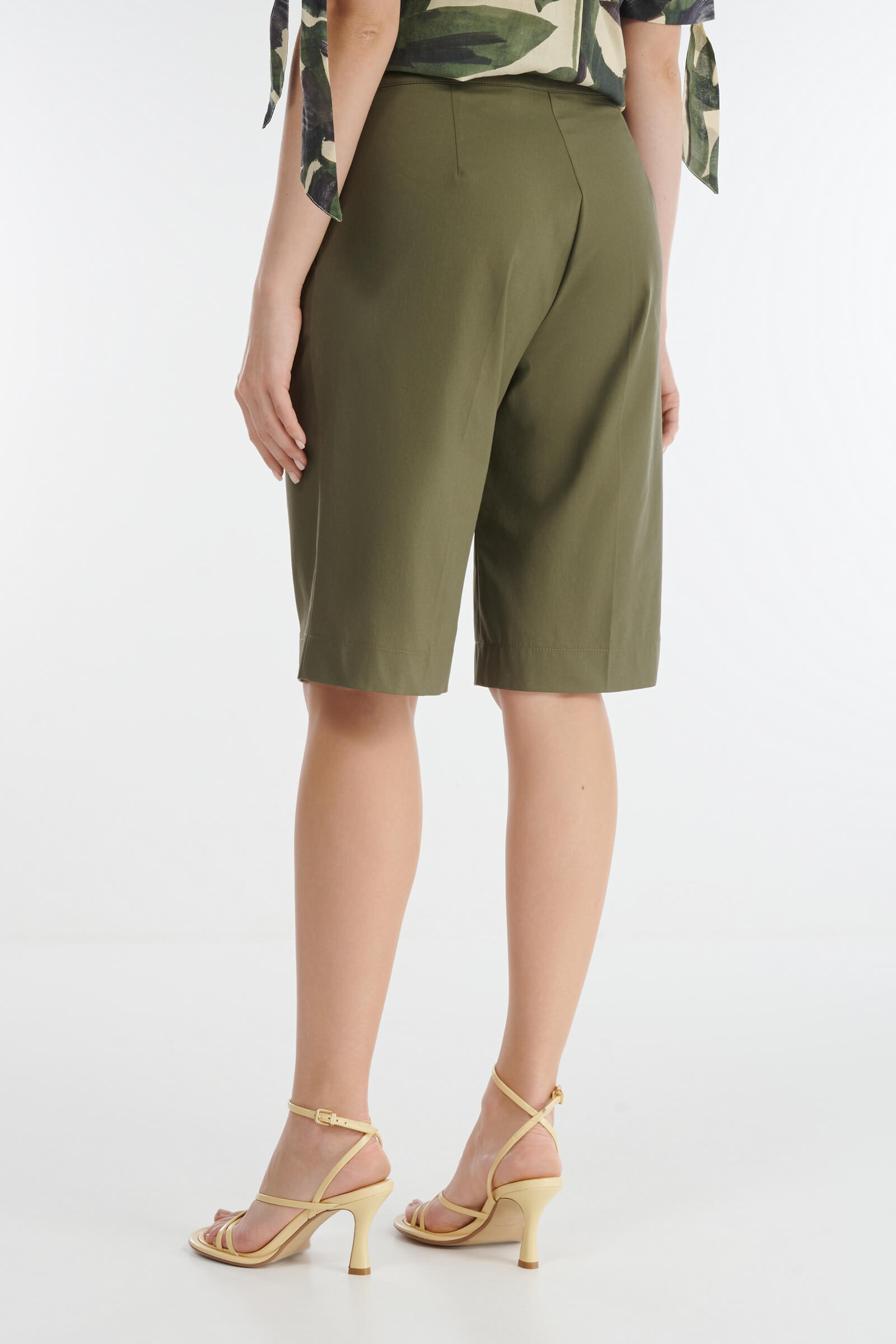 Хлопковые шорты на молнии Бренд Diana Gallesi