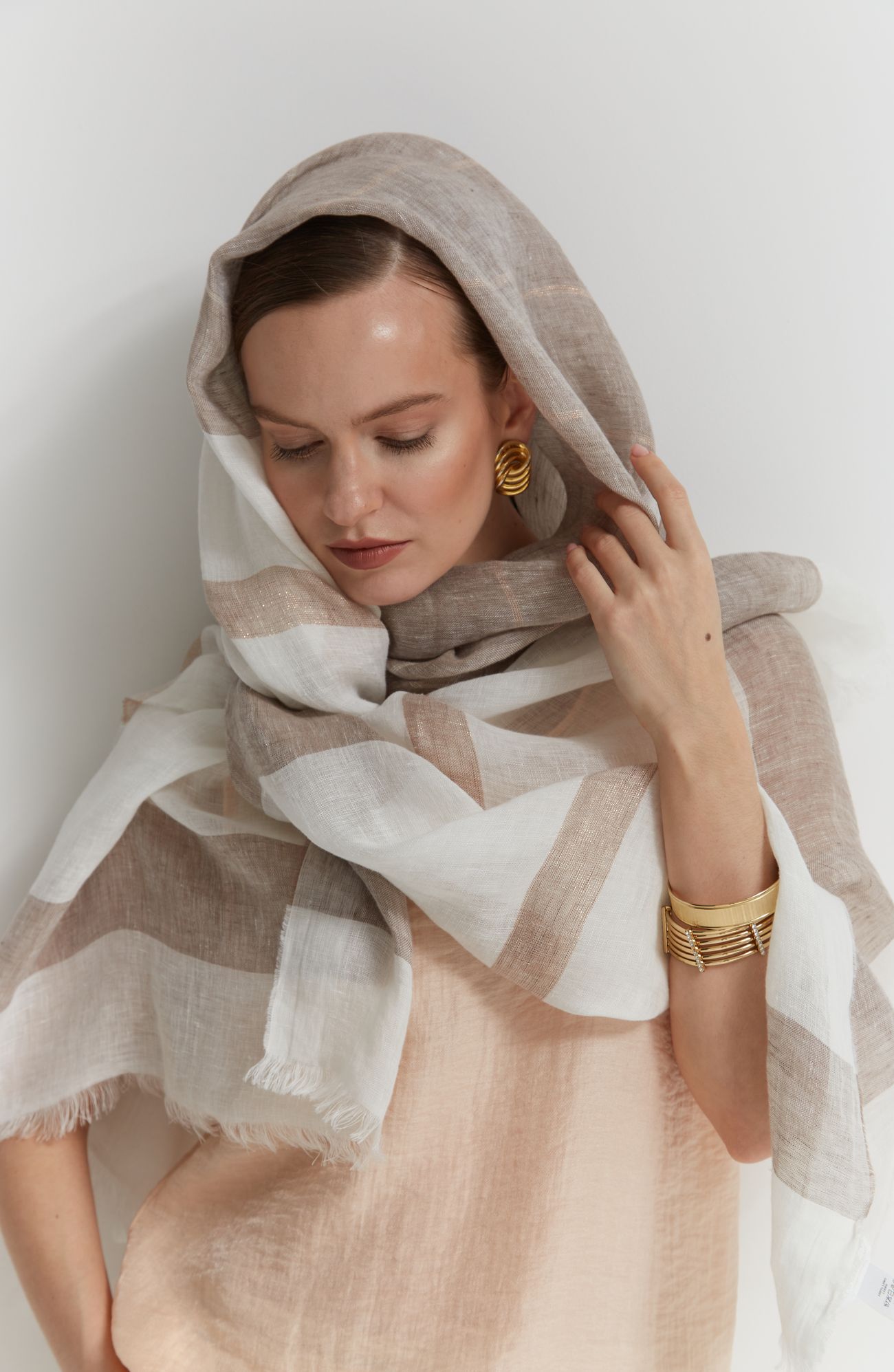 Льняной палантин Бренд Rocco Ragni