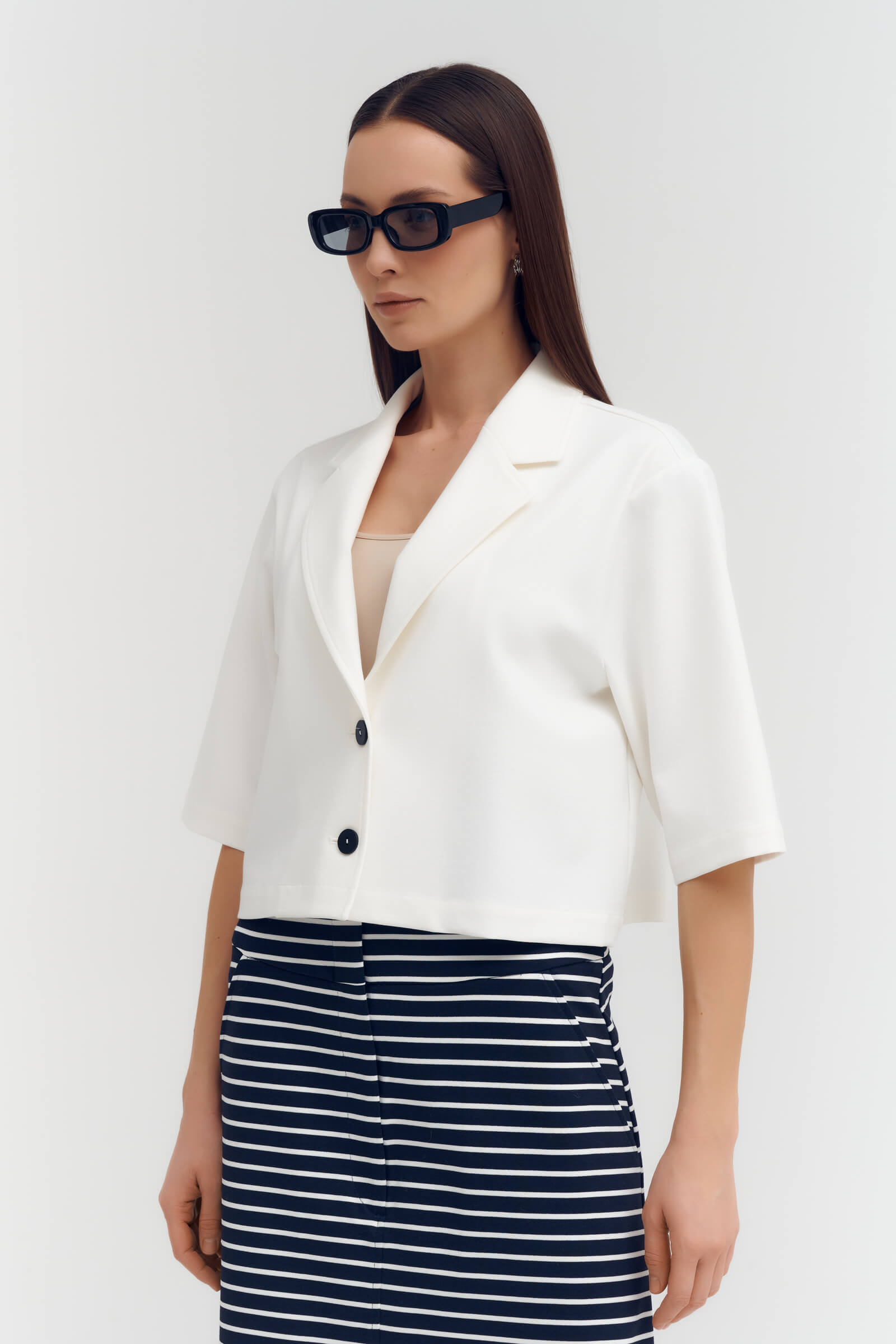 Укороченный жакет на пуговицах Бренд Sarah Pacini