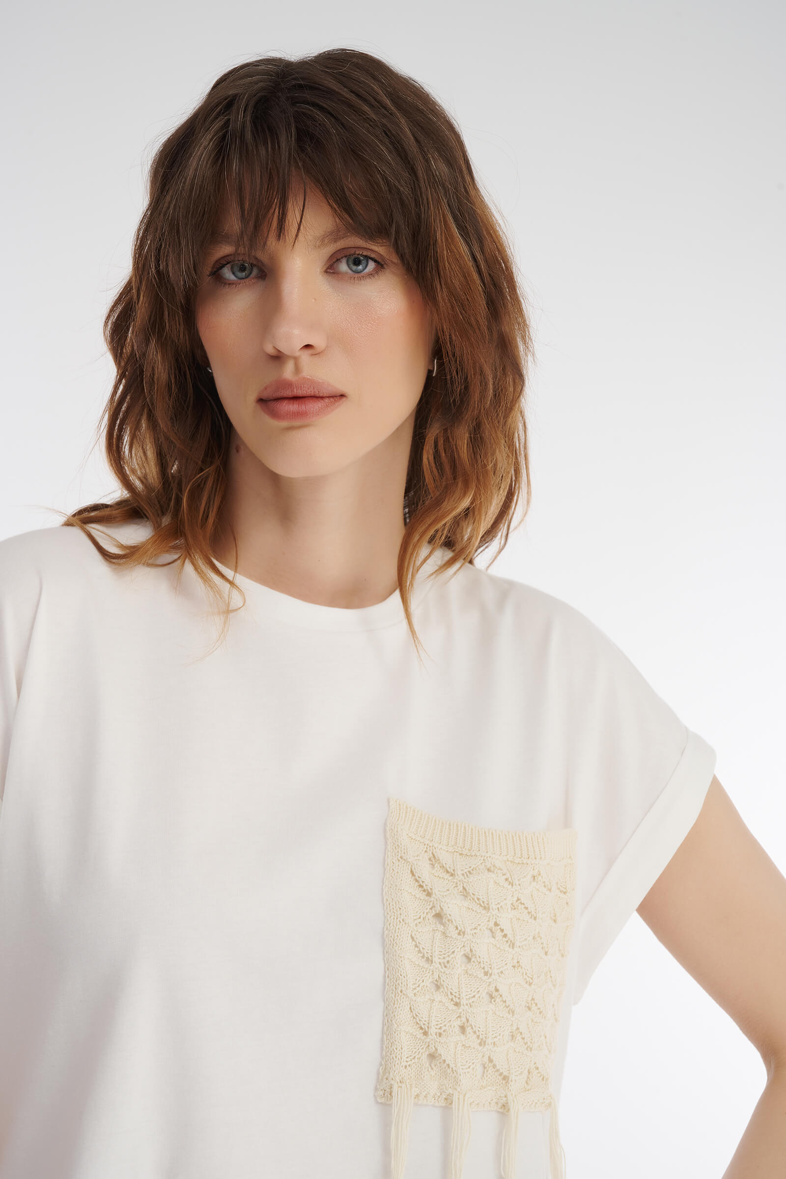 Футболка с декоративным карманом Бренд Caterina Leman