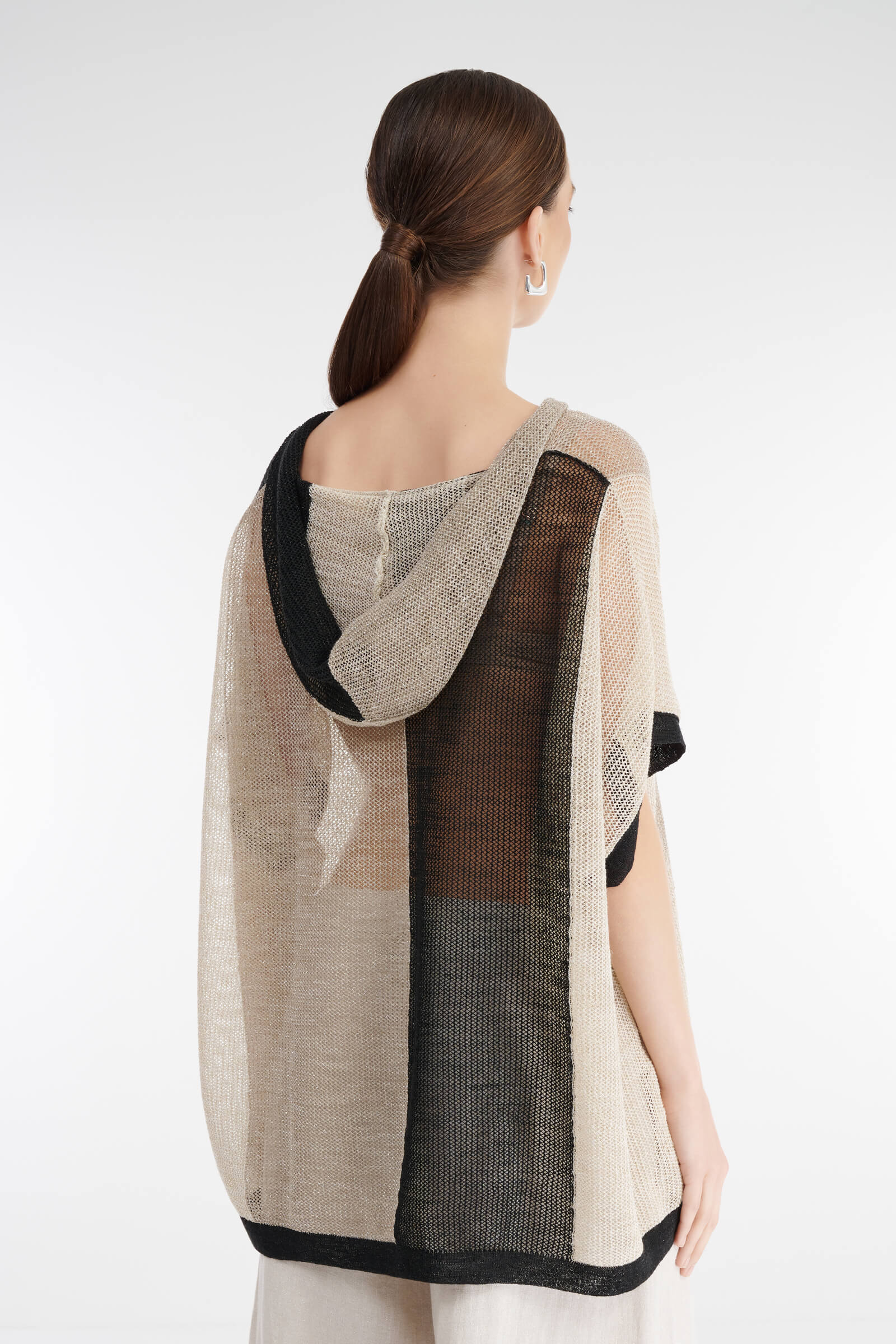 Удлиненный пуловер с капюшоном Бренд Sarah Pacini