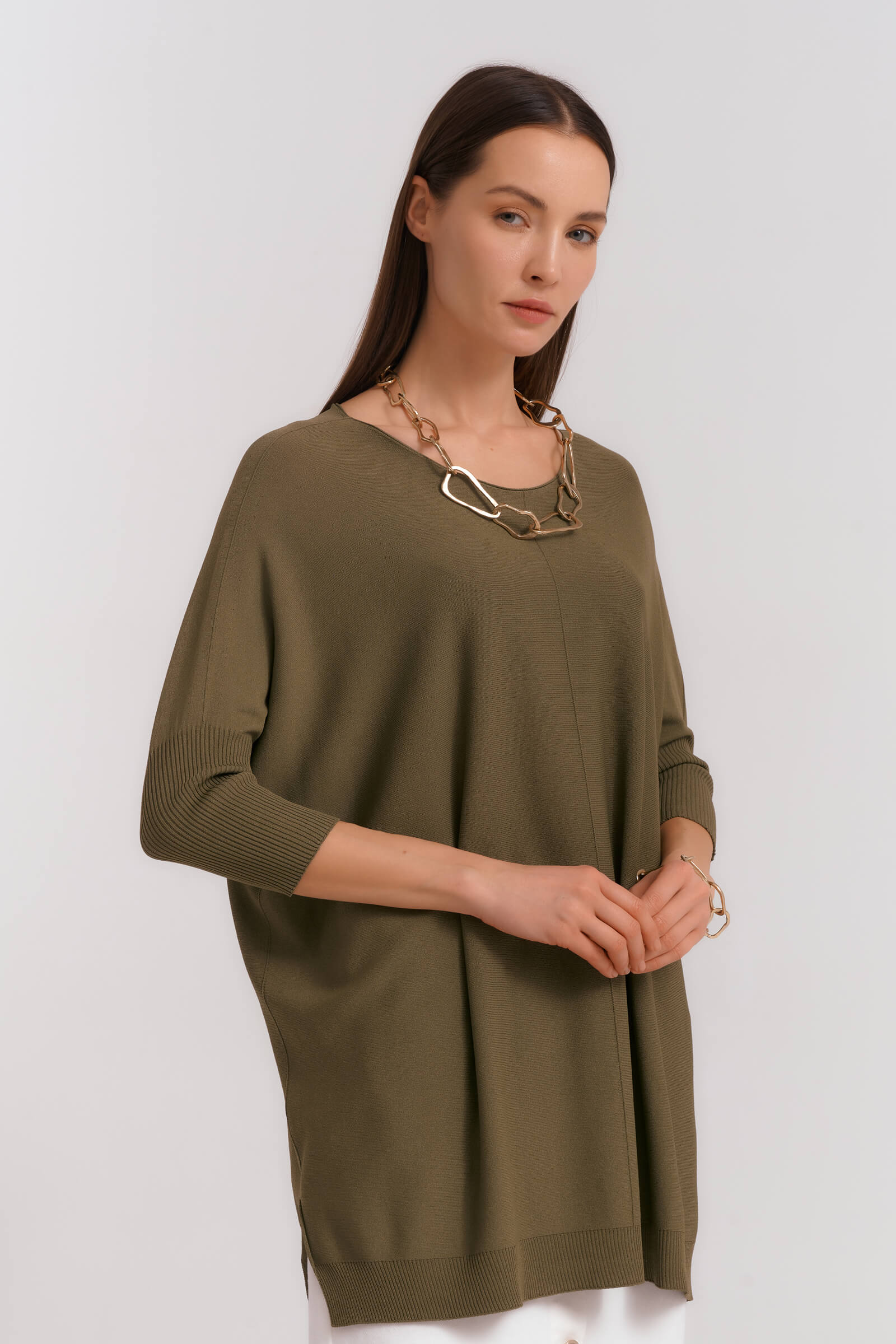 Джемпер свободного кроя Бренд Diana Gallesi