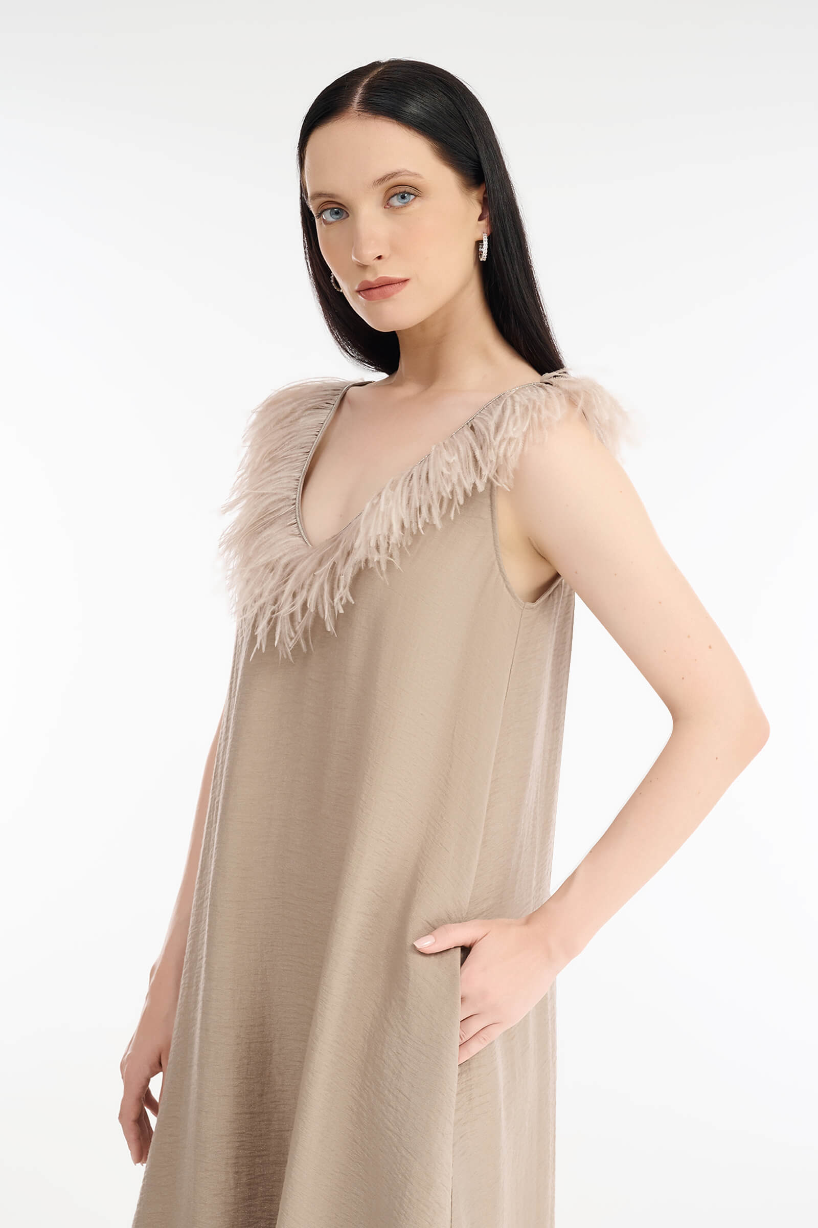 Платье макси с перьями Бренд Rocco Ragni