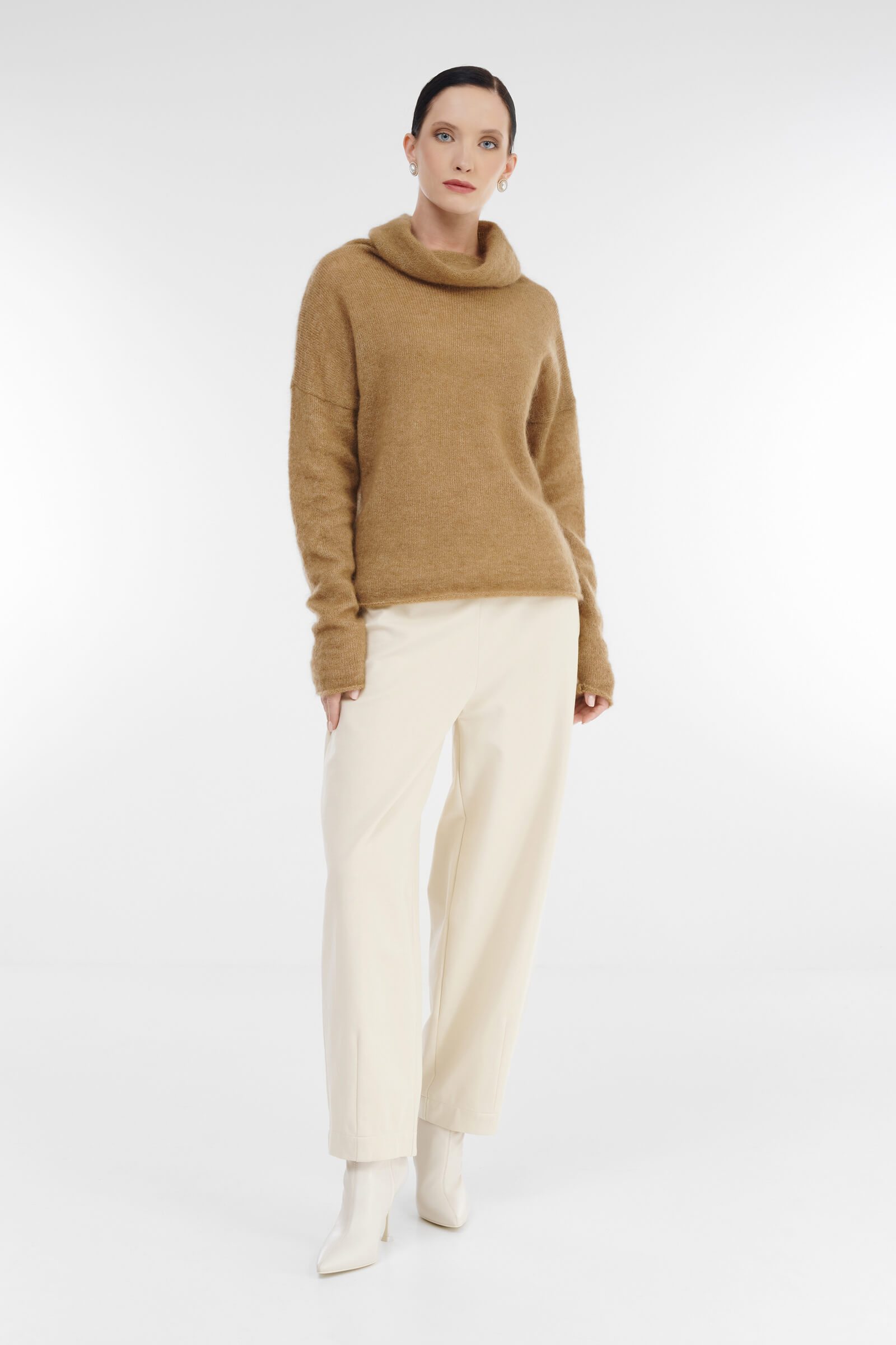 Шерстяной свитер Бренд Sarah Pacini